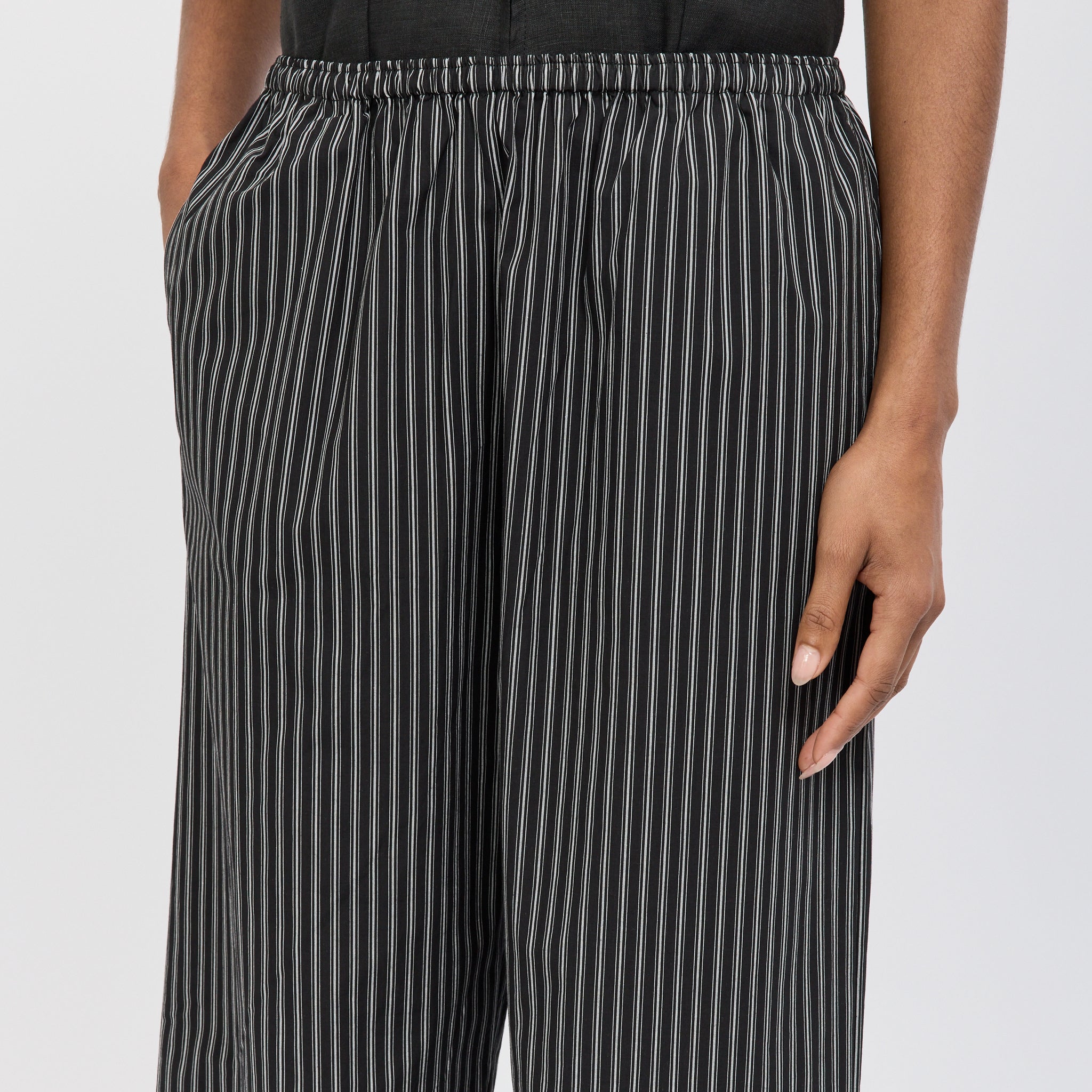 Ease Trouser Mono Stripe