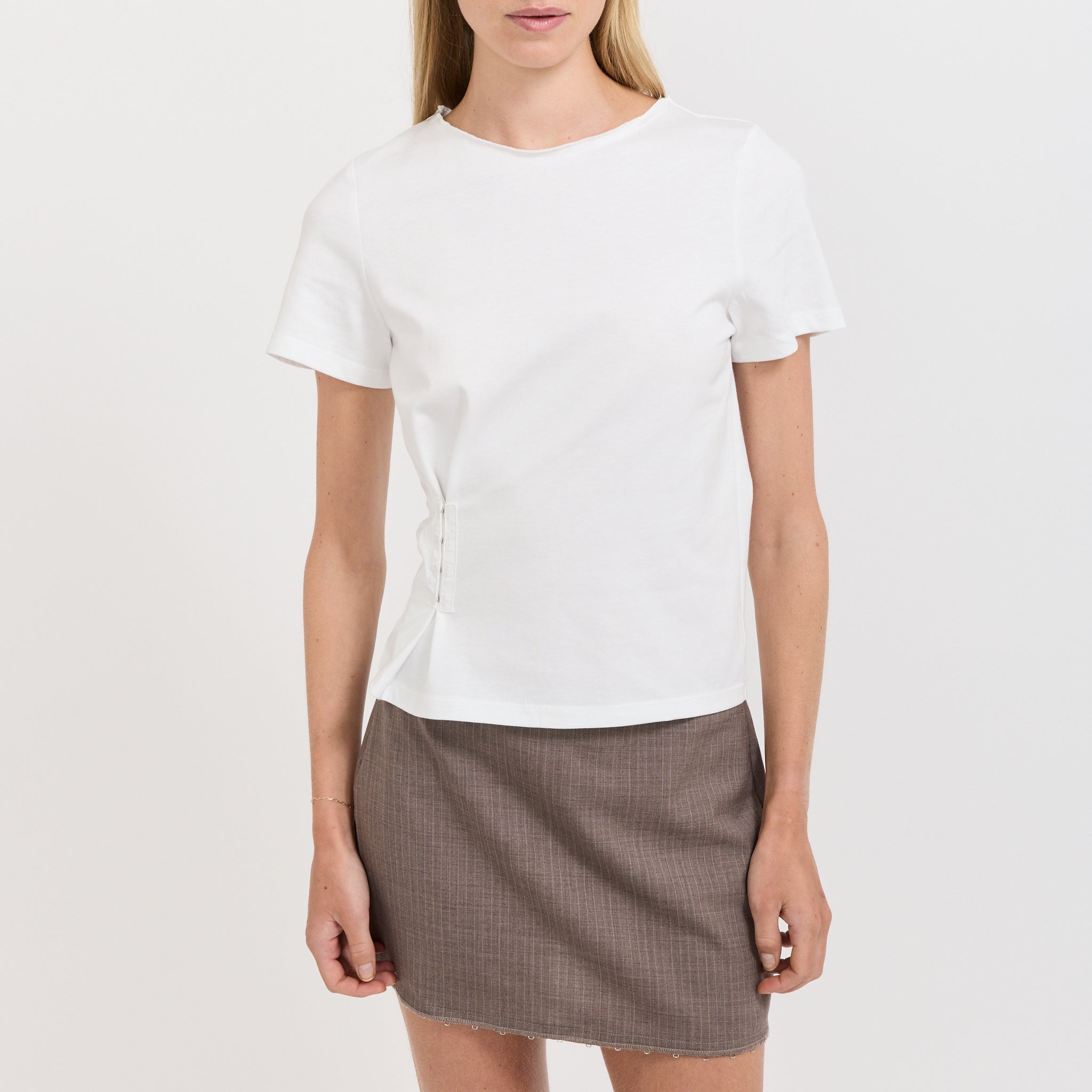 Deiji Studios | Pinch Tee White | Maplestore