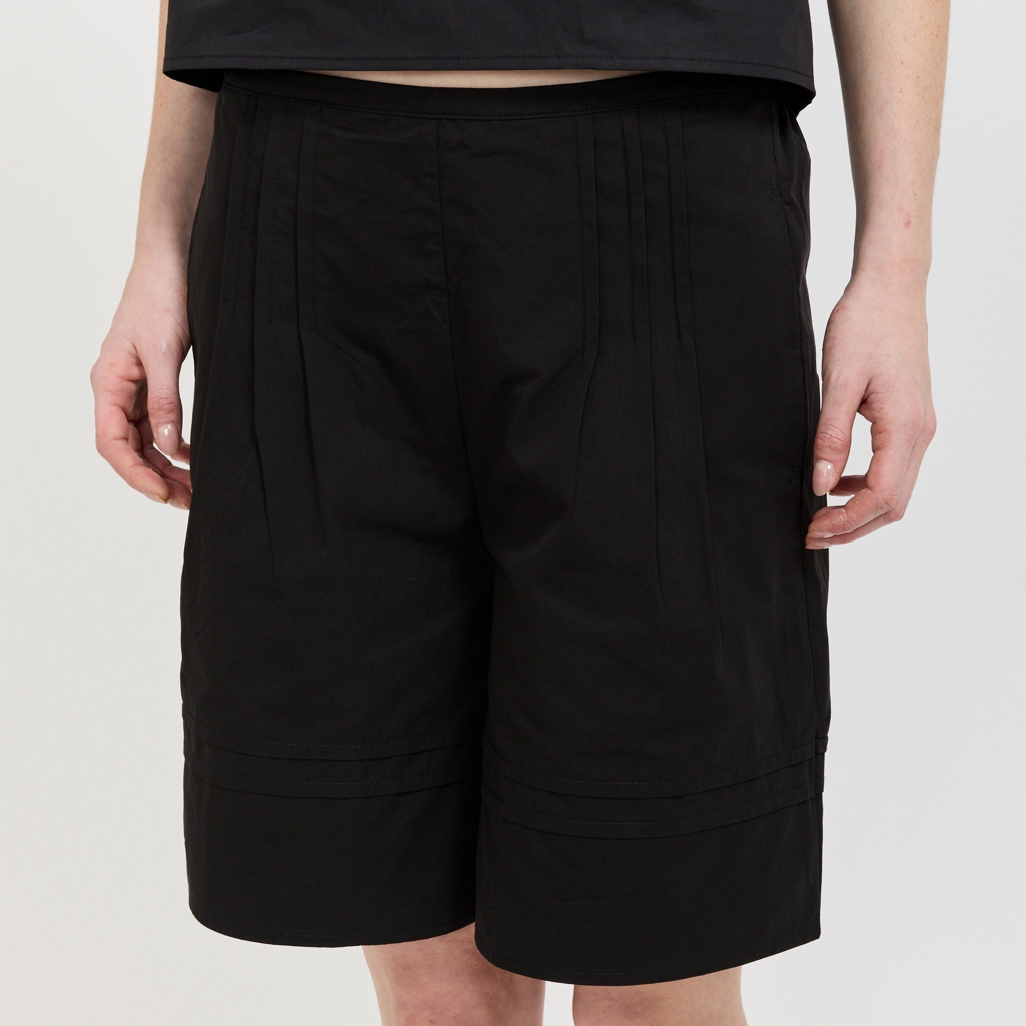 Pintuck Short Black