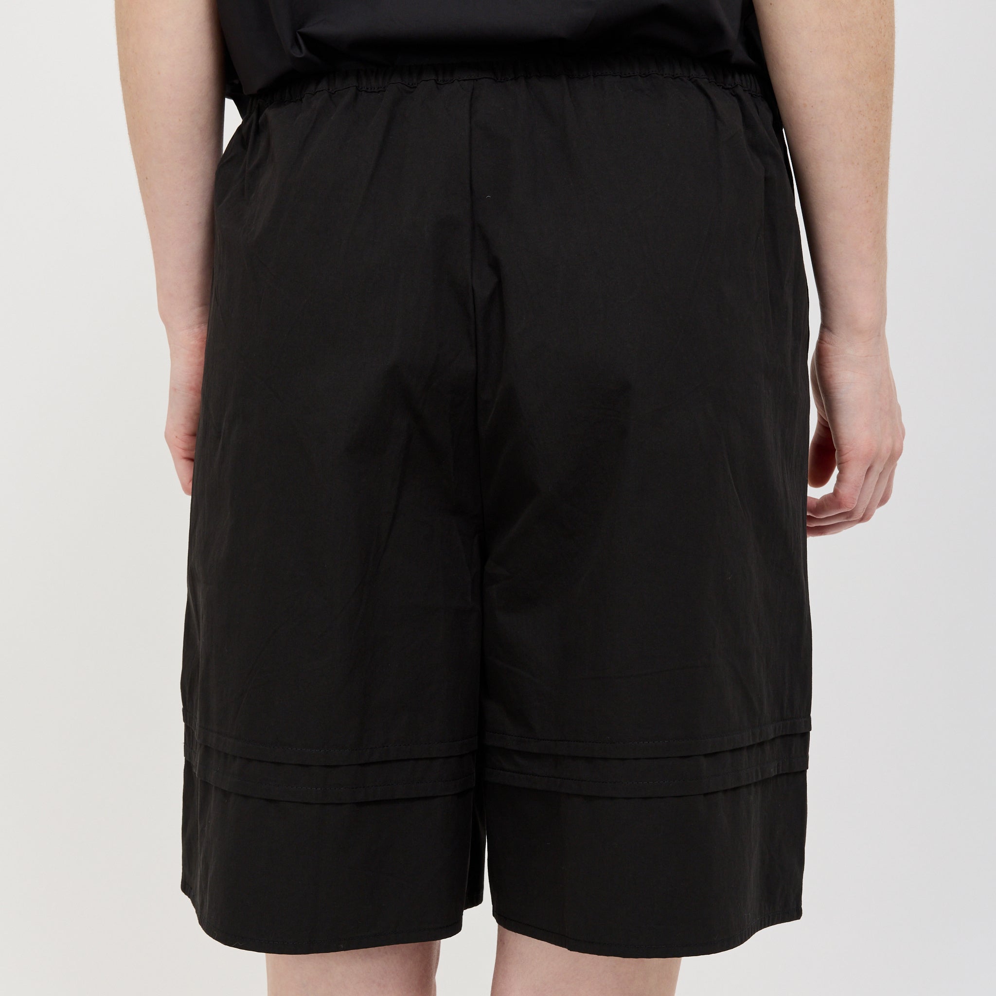Pintuck Short Black