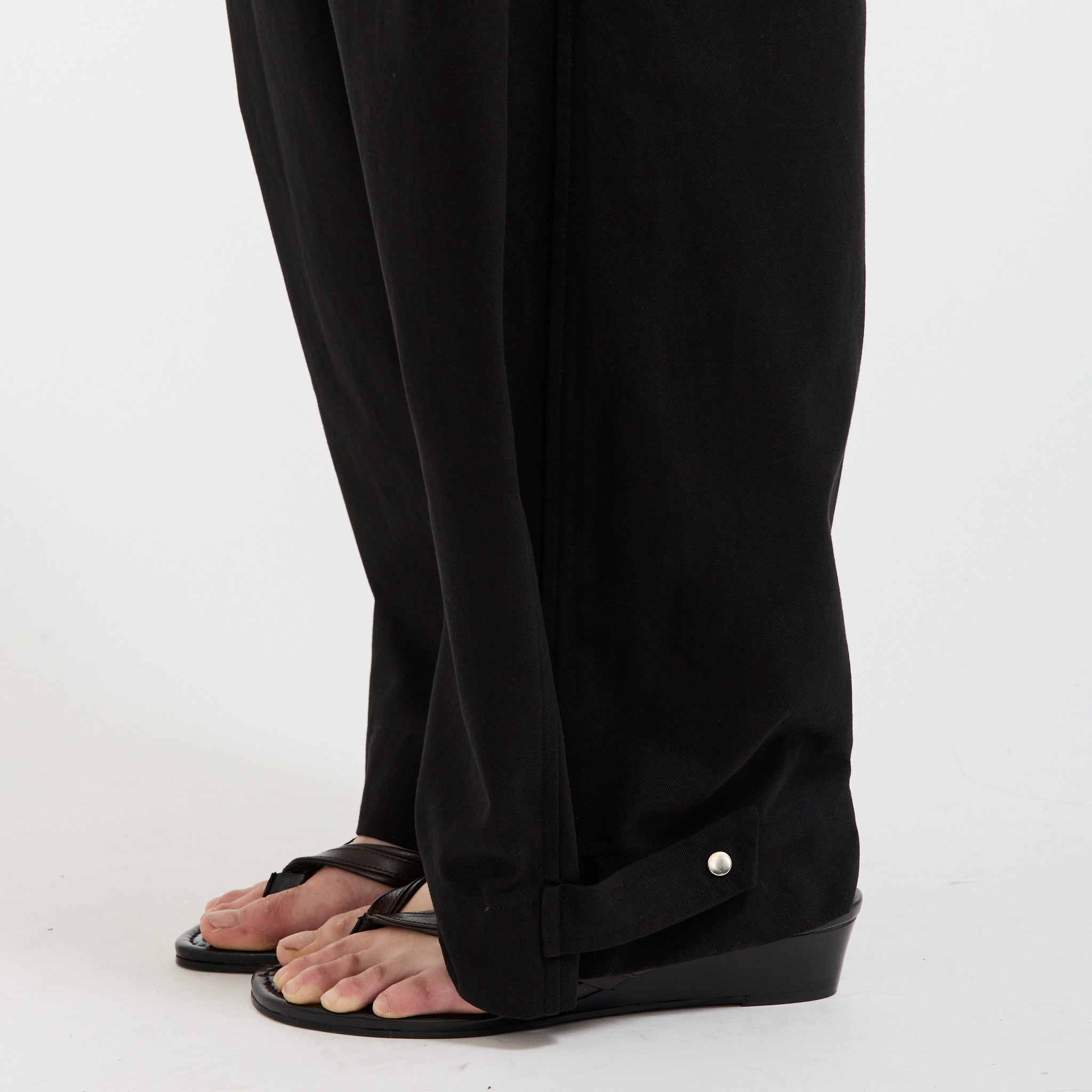 Snap Tab Pant Black