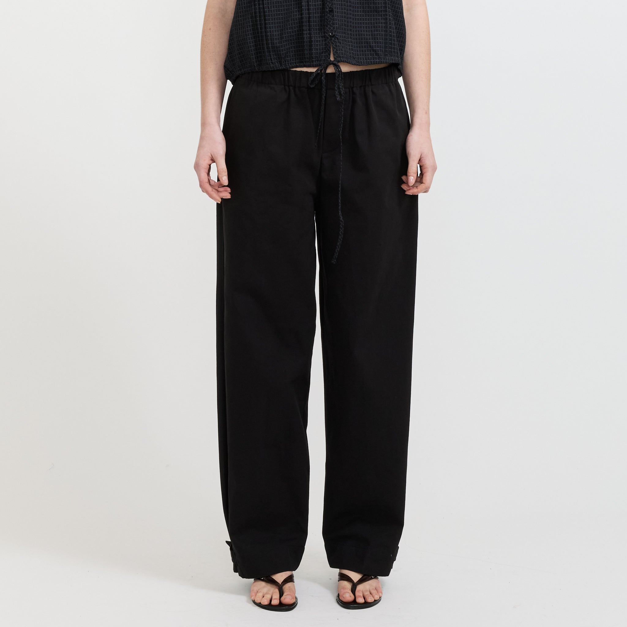 Snap Tab Pant Black