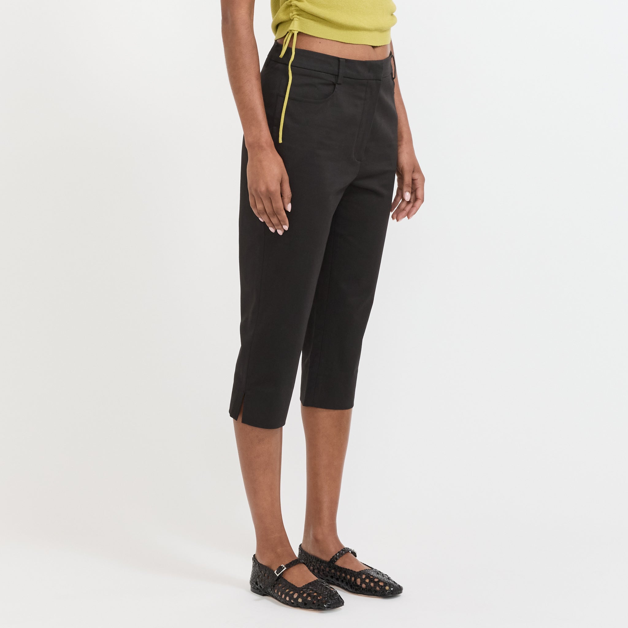 Capri Pants Black