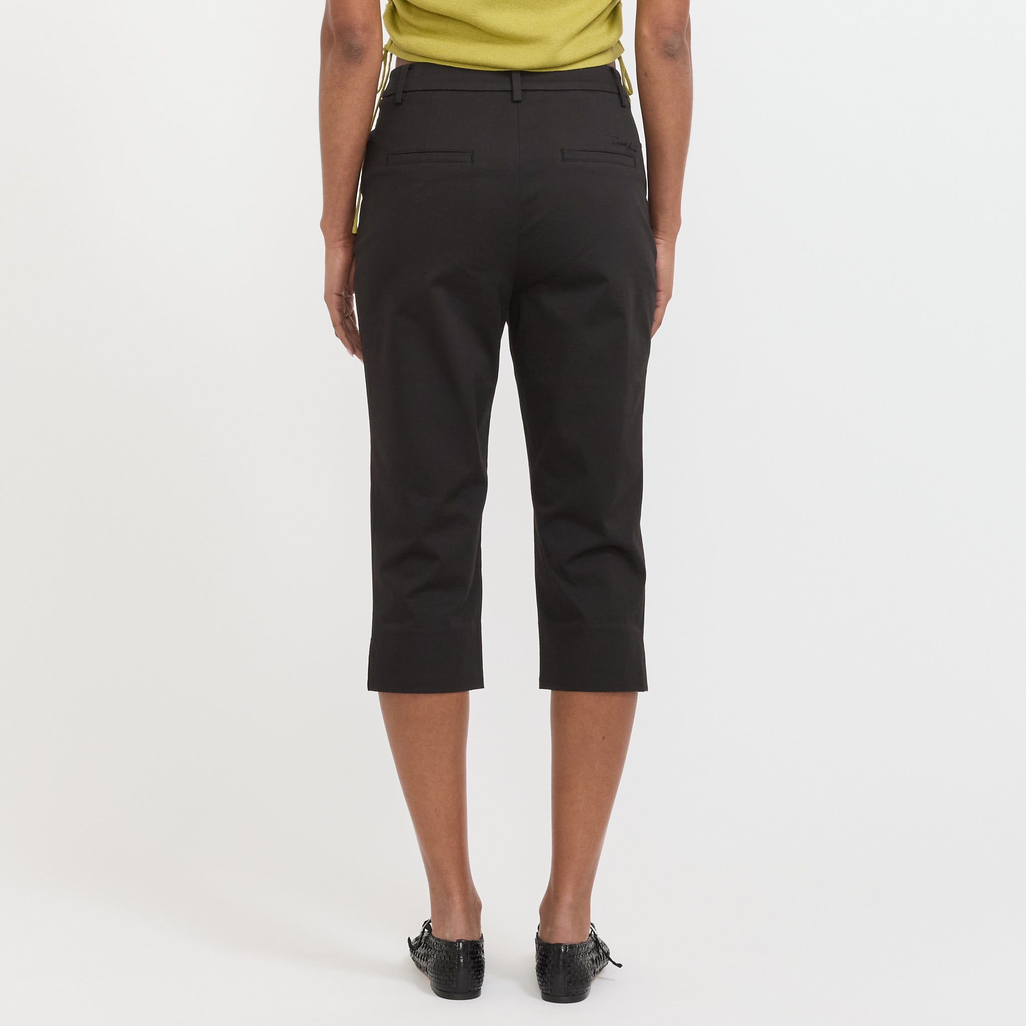 Capri Pants Black