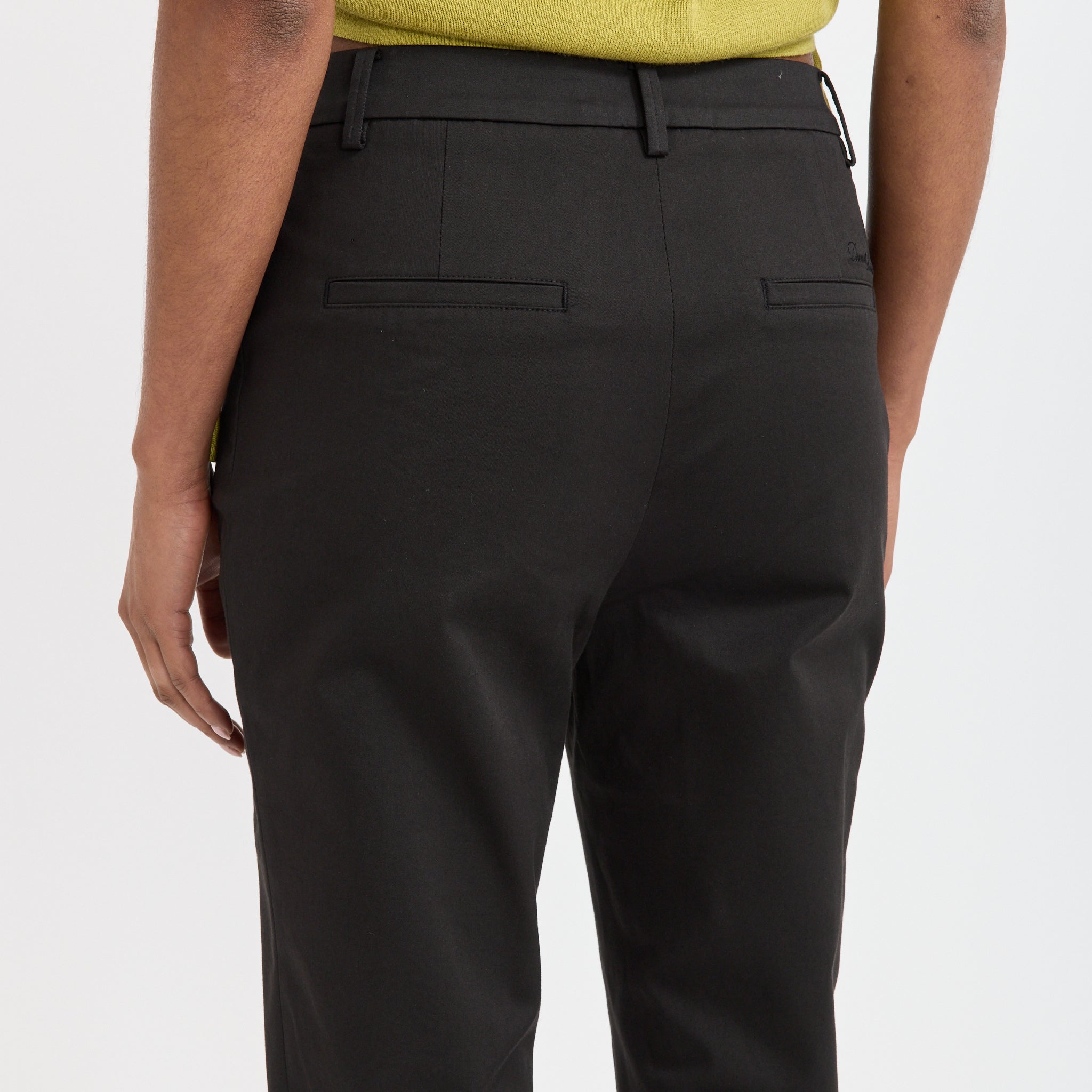 Capri Pants Black