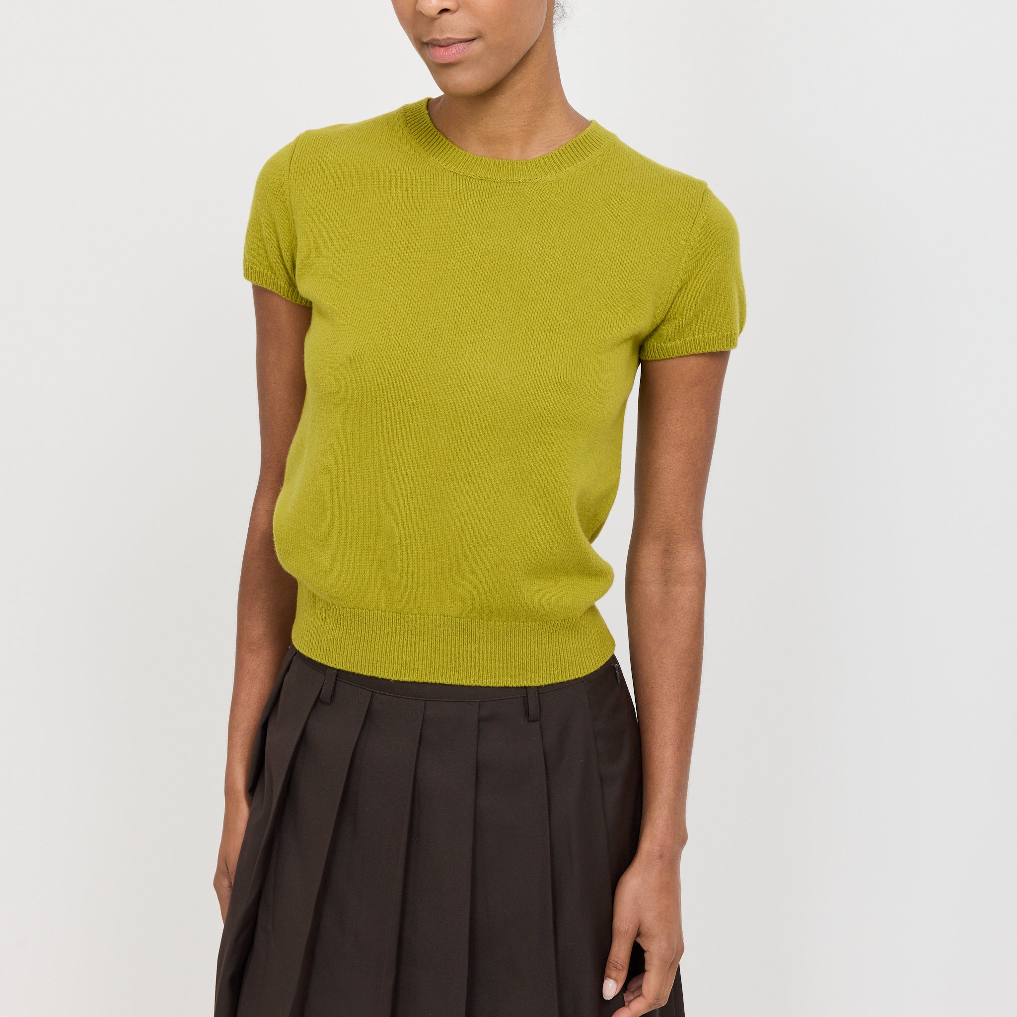 Dunst | Half Sleeve Knit Top Olive | Maplestore