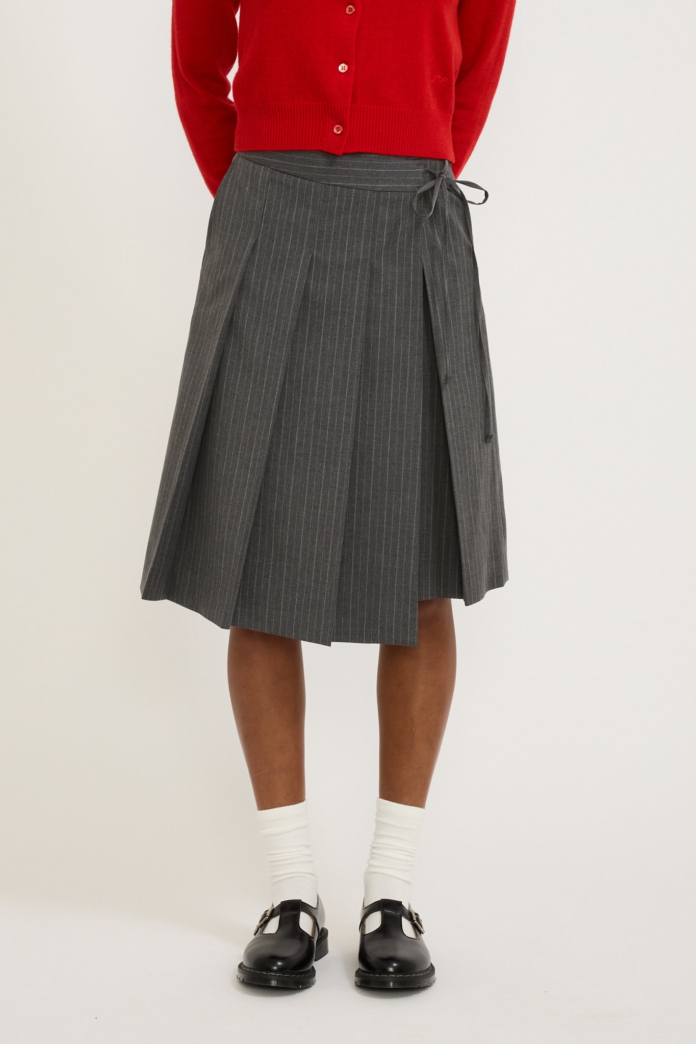 Ribboned Pleats Skirt Grey Stripe