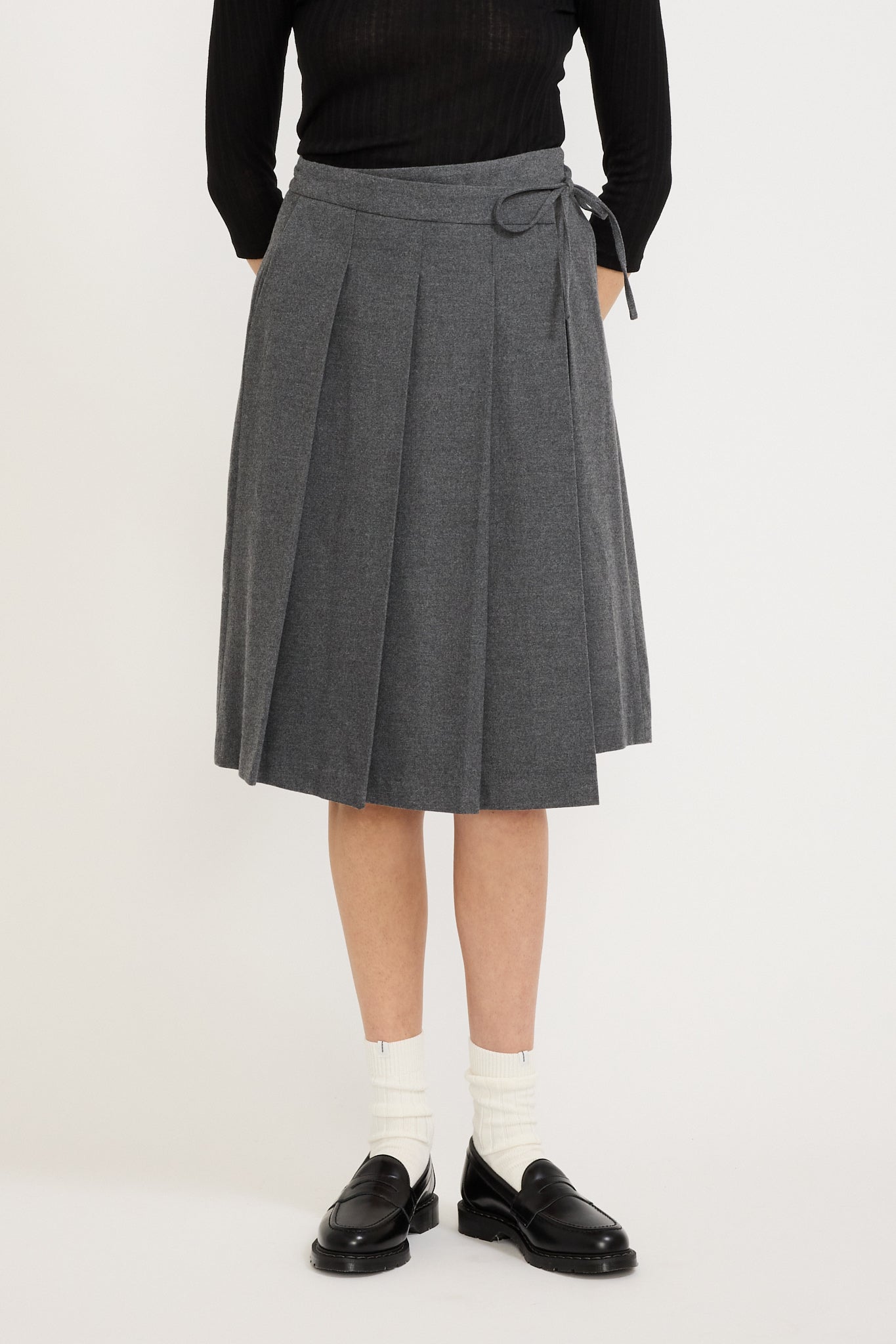 Ribboned Pleats Wrap Skirt Melange Grey