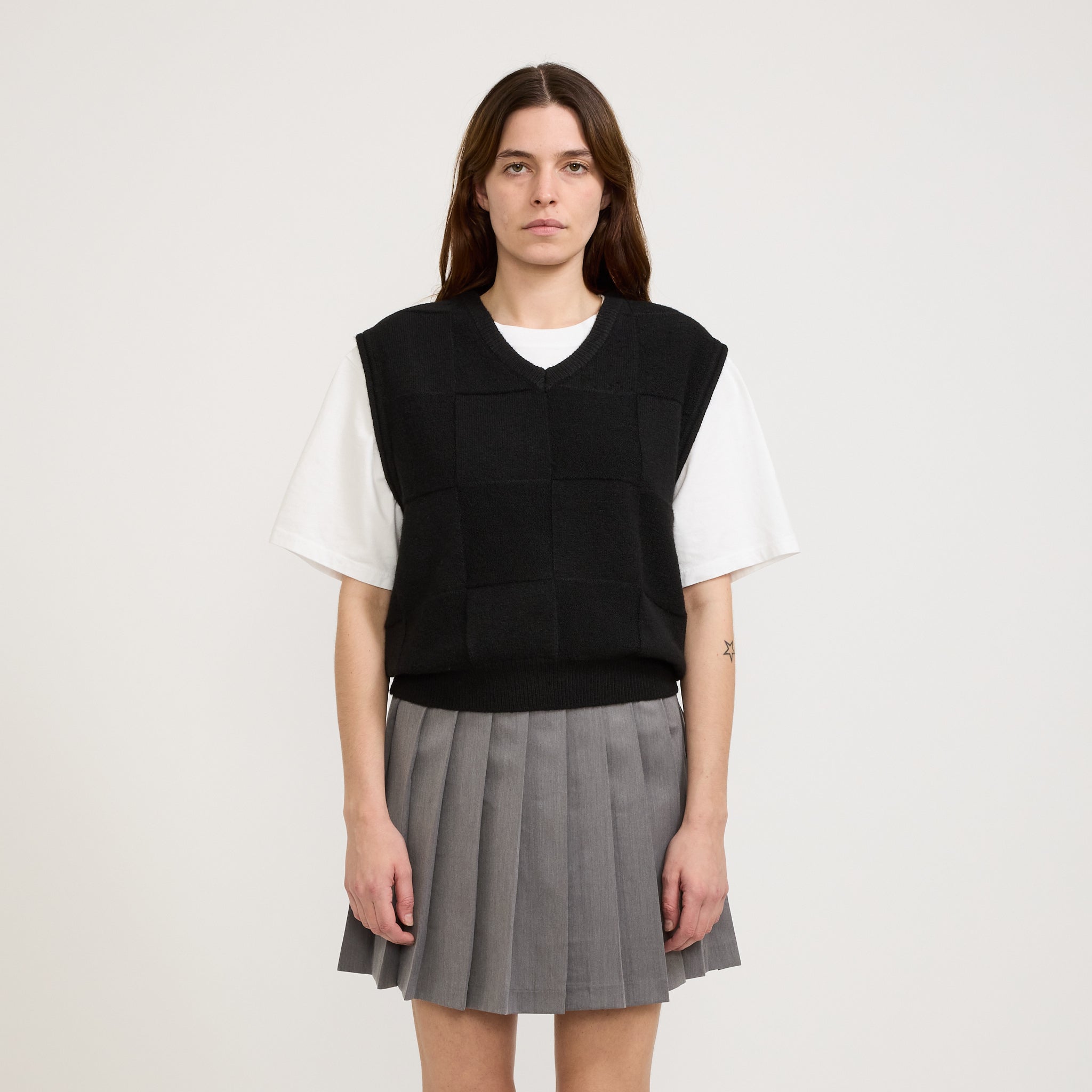 Unisex Essential Knit Vest Black