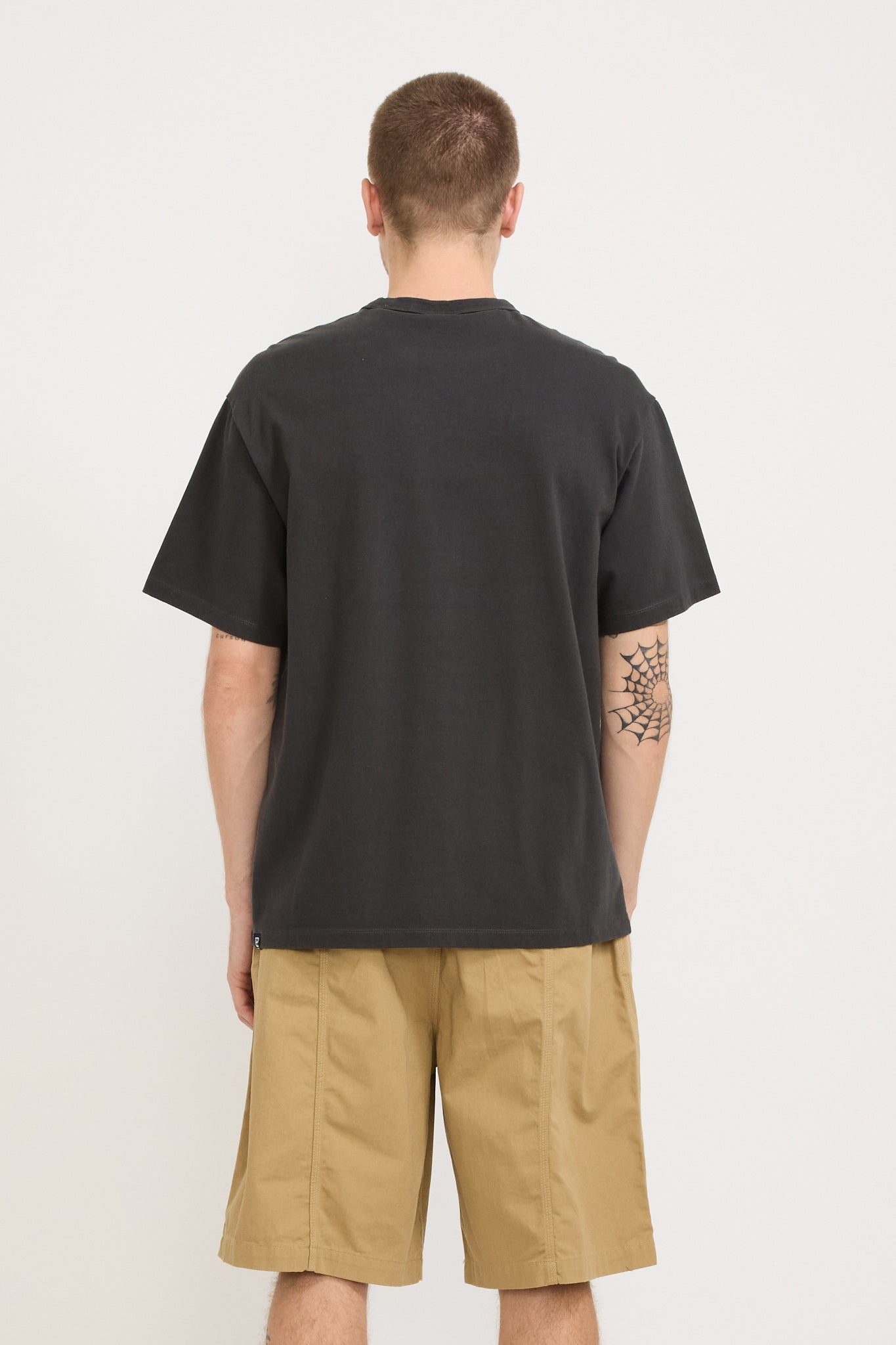 Eastlogue | Loose Fit T-Shirt Charcoal | Maplestore