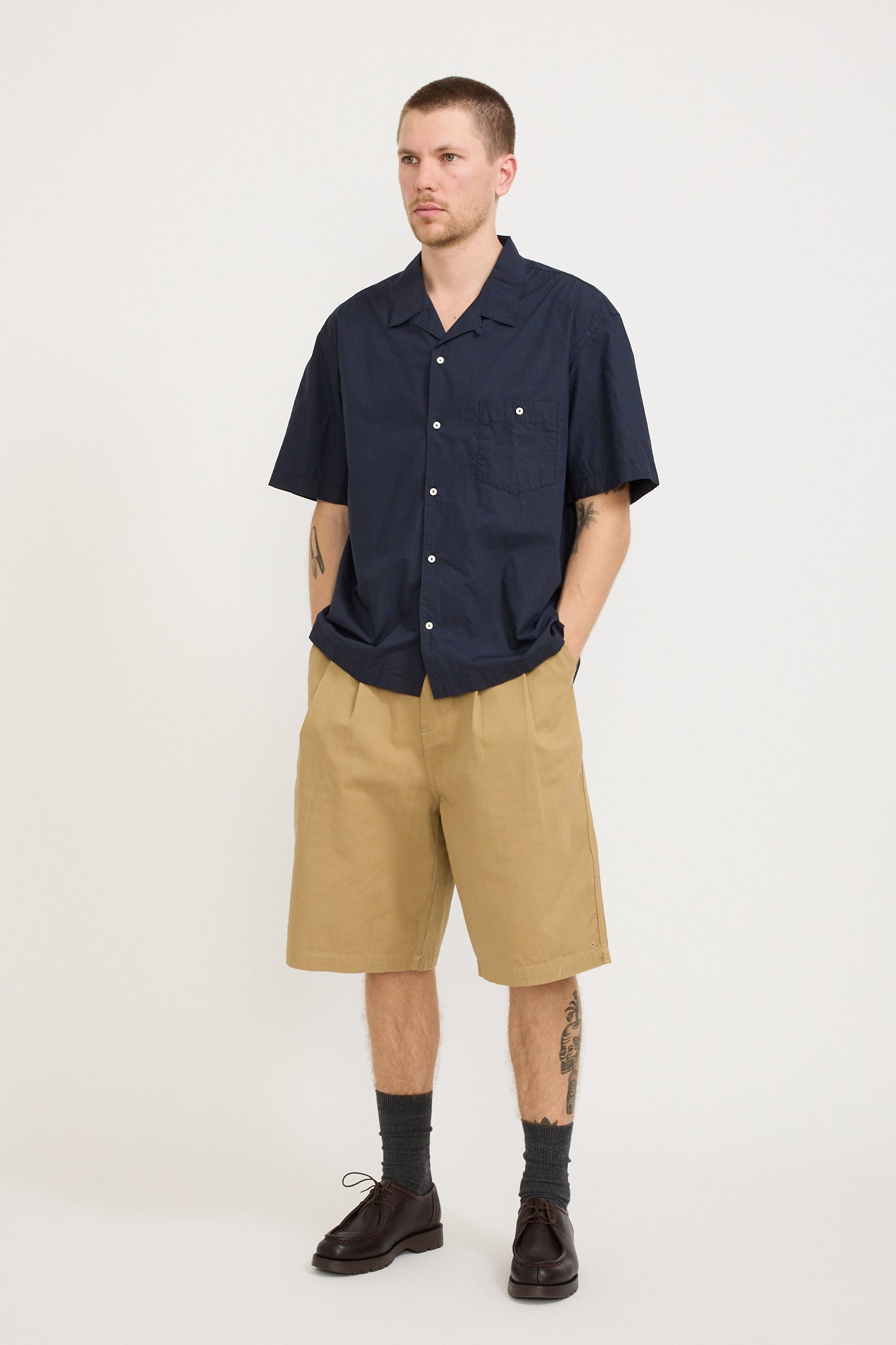 Eastlogue | Relax Half Shirt Navy | Maplestore