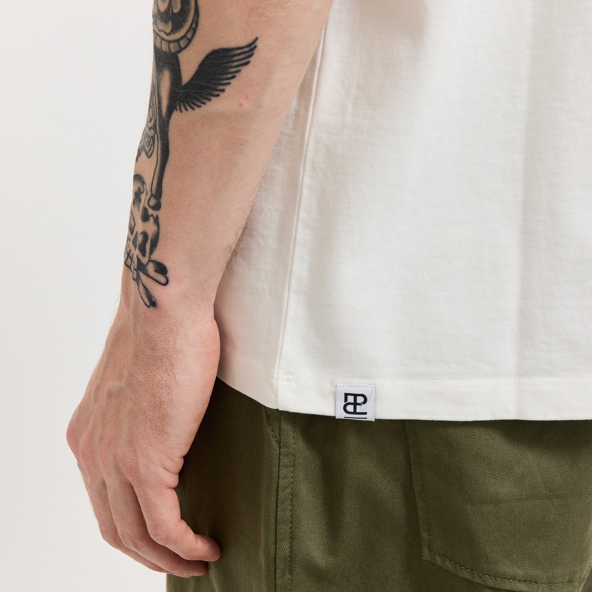 Eastlogue | Loose Fit T-Shirt Off White | Maplestore