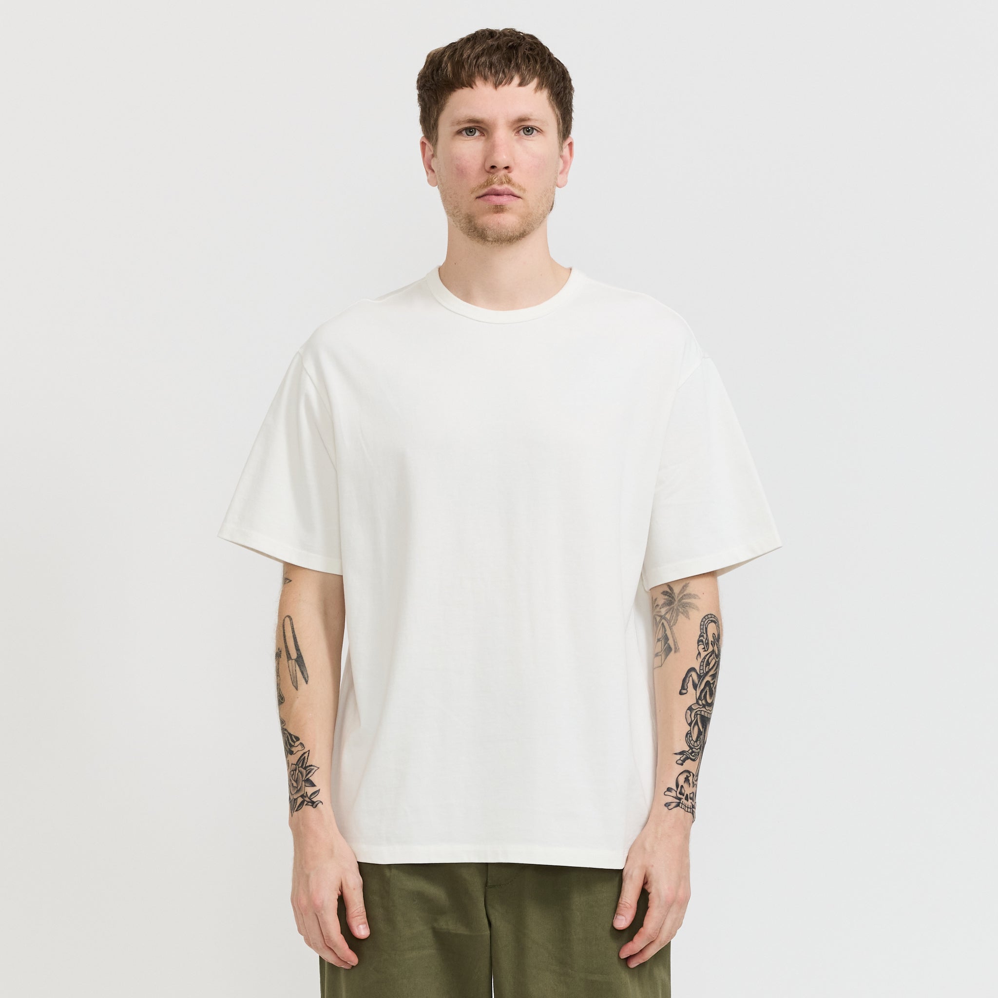 Eastlogue | Loose Fit T-Shirt Off White | Maplestore