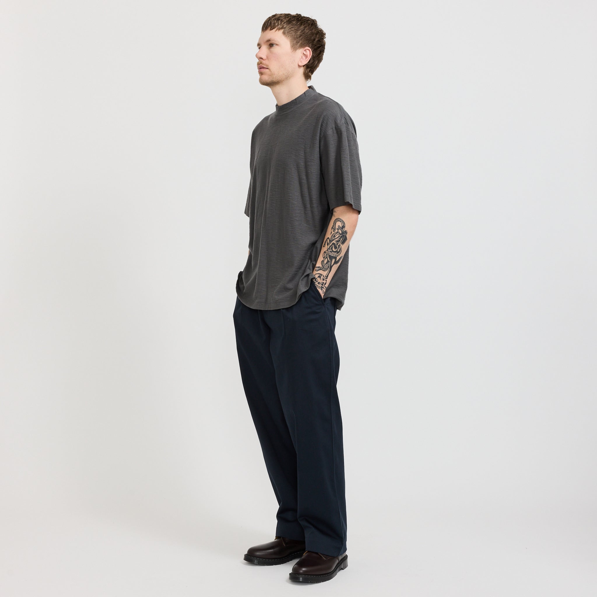Eastlogue | Mock Neck T-Shirt Charcoal | Maplestore