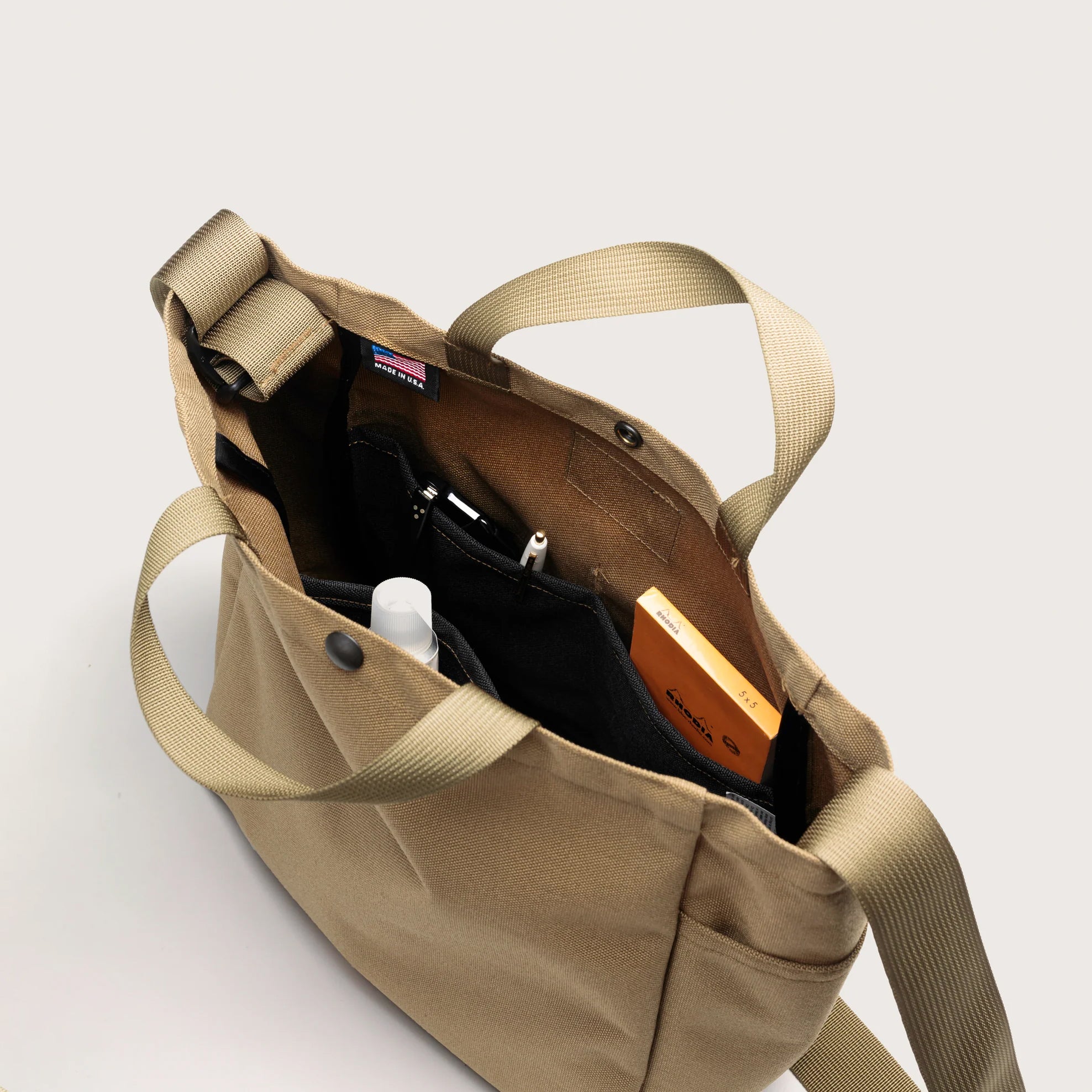 Multi-Pocket Bag Medium Khaki