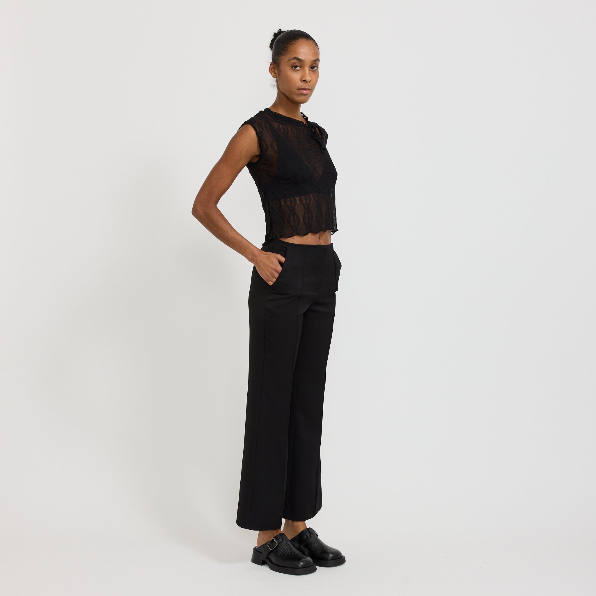 Find Me Now | Mariposa Key Hole Tee Night | Maplestore