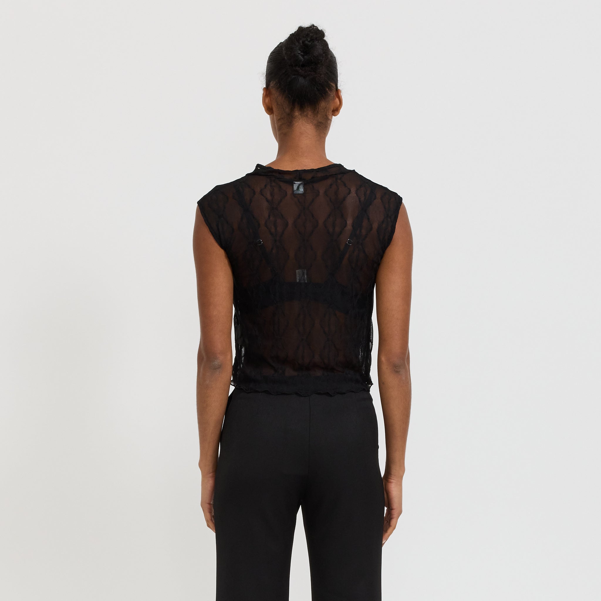 Find Me Now | Mariposa Key Hole Tee Night | Maplestore