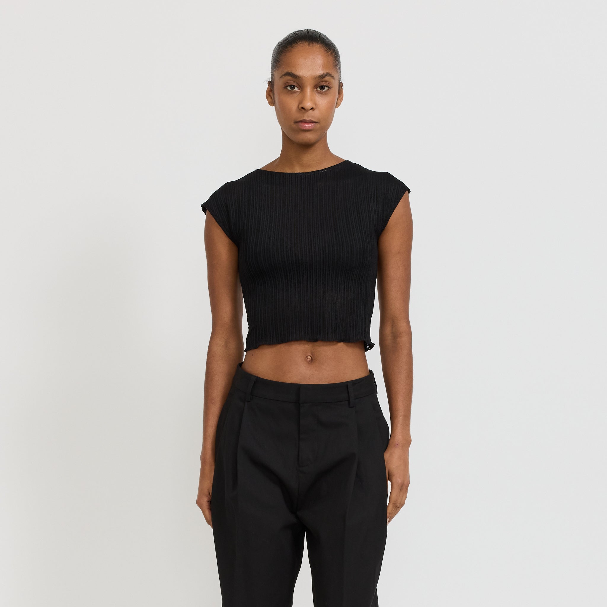 Find Me Now | Ribbed Mesh Tee Black | Maplestore