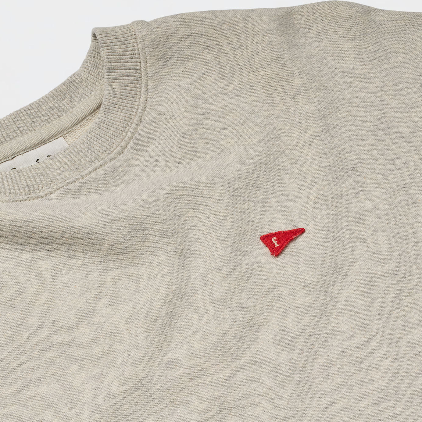 Foret | Flag Sweatshirt Snow Melange | Maplestore