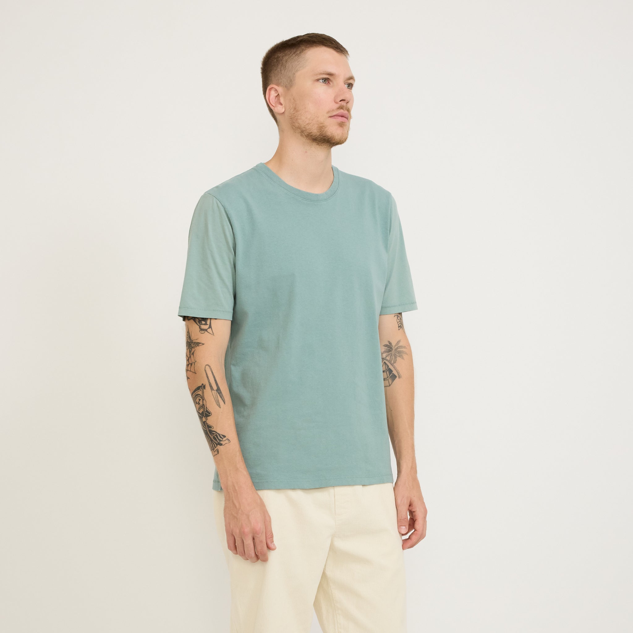 Folk | Contrast Sleeve Tee Spruce Green | Maplestore