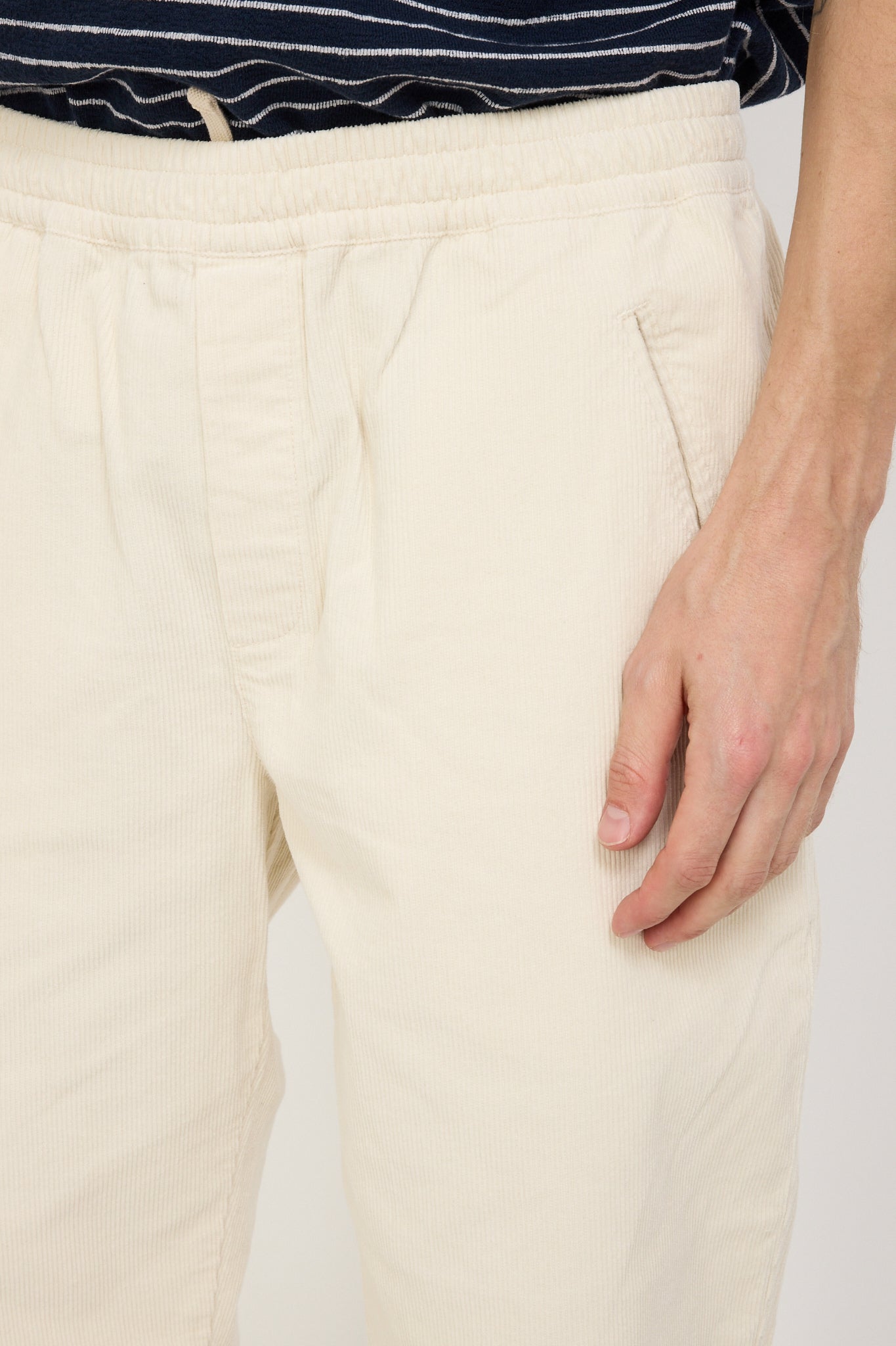 Folk | Drawcord Assembly Pant Oat Cord | Maplestore