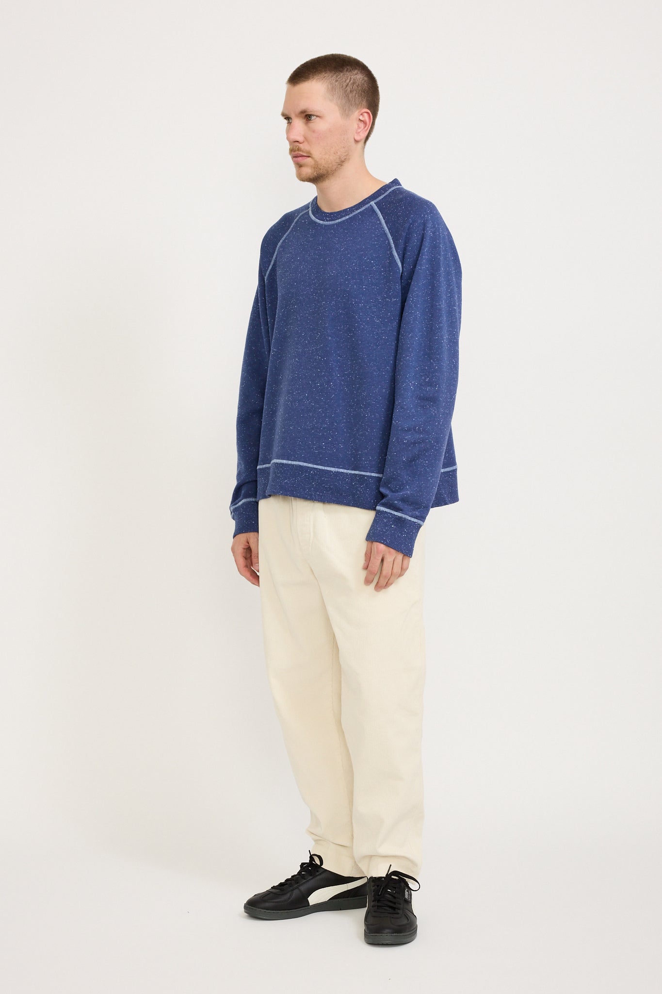 Folk | Engineered Raglan Sweat Mid Navy Nep | Maplestore