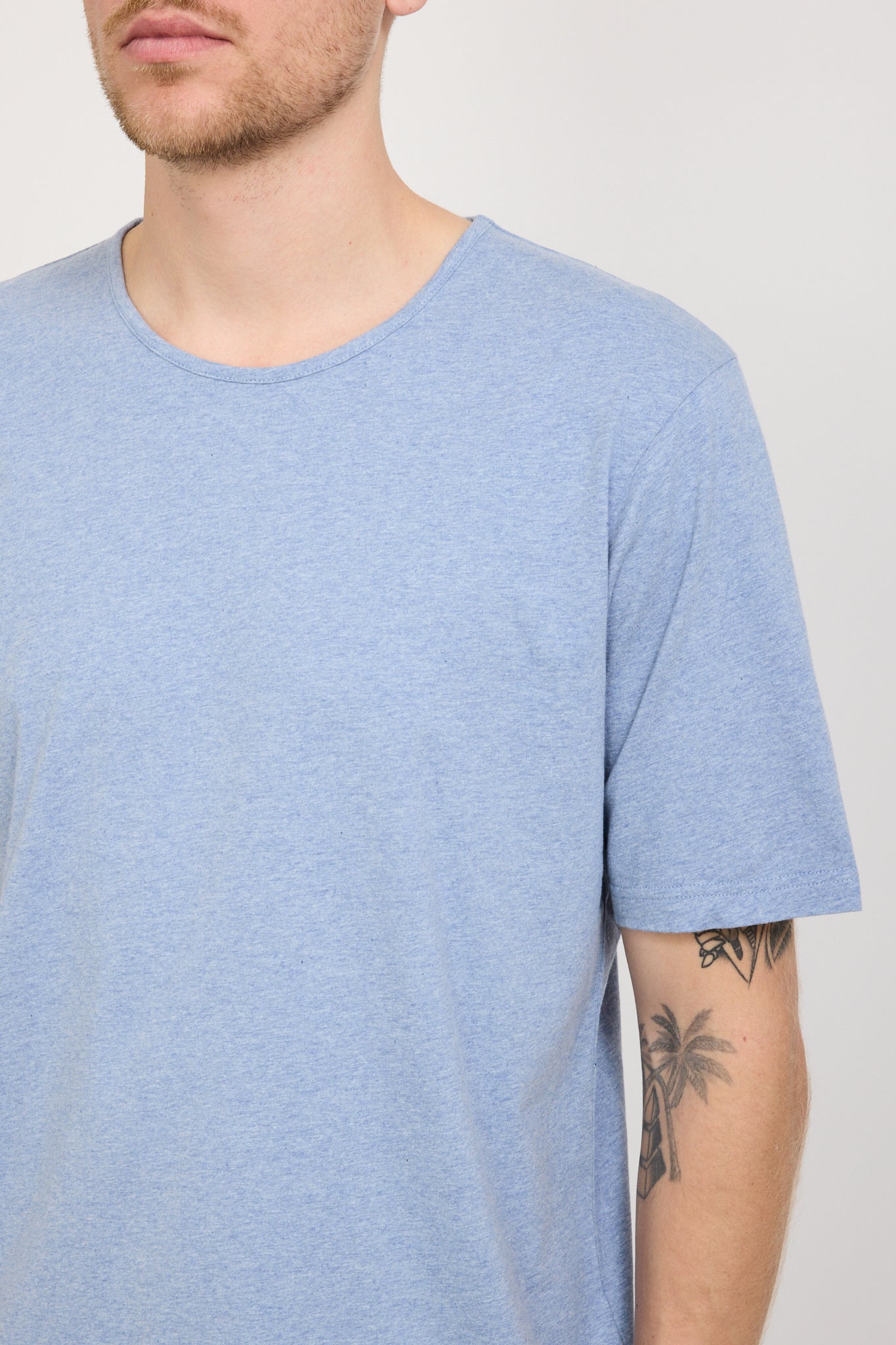 Folk | Everyday Tee Soft Blue Melange | Maplestore
