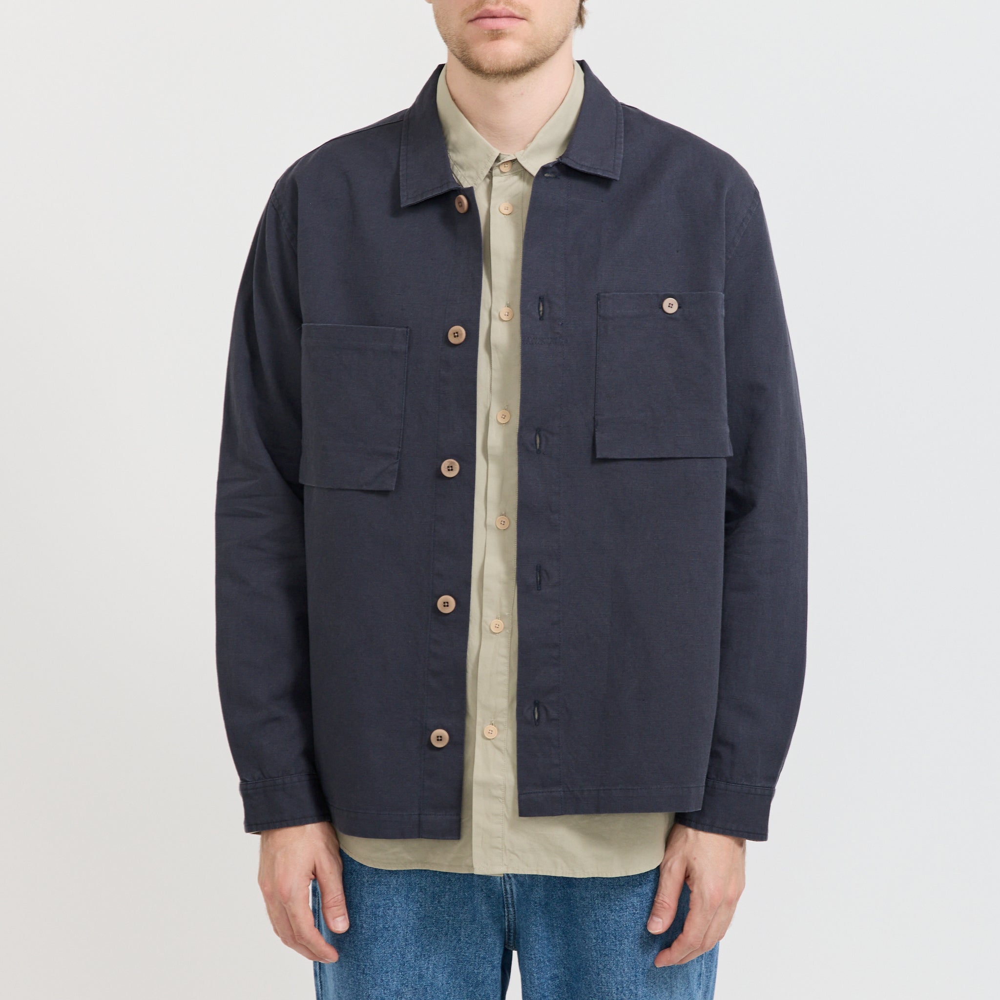 Folk | Patch Overshirt Dark Navy Slub Linen | Maplestore