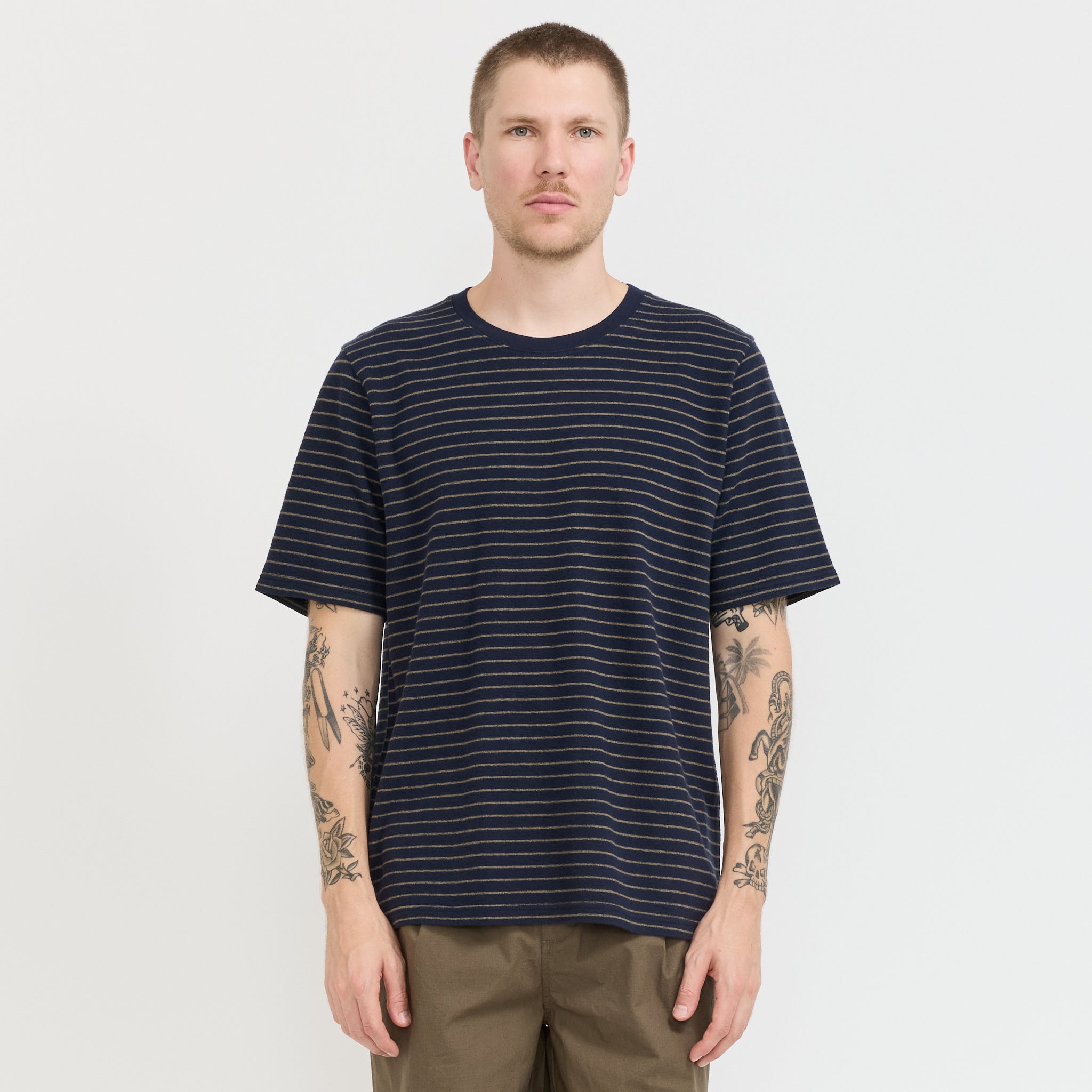 SS Textured Stripe T-Shirt Navy/Olive