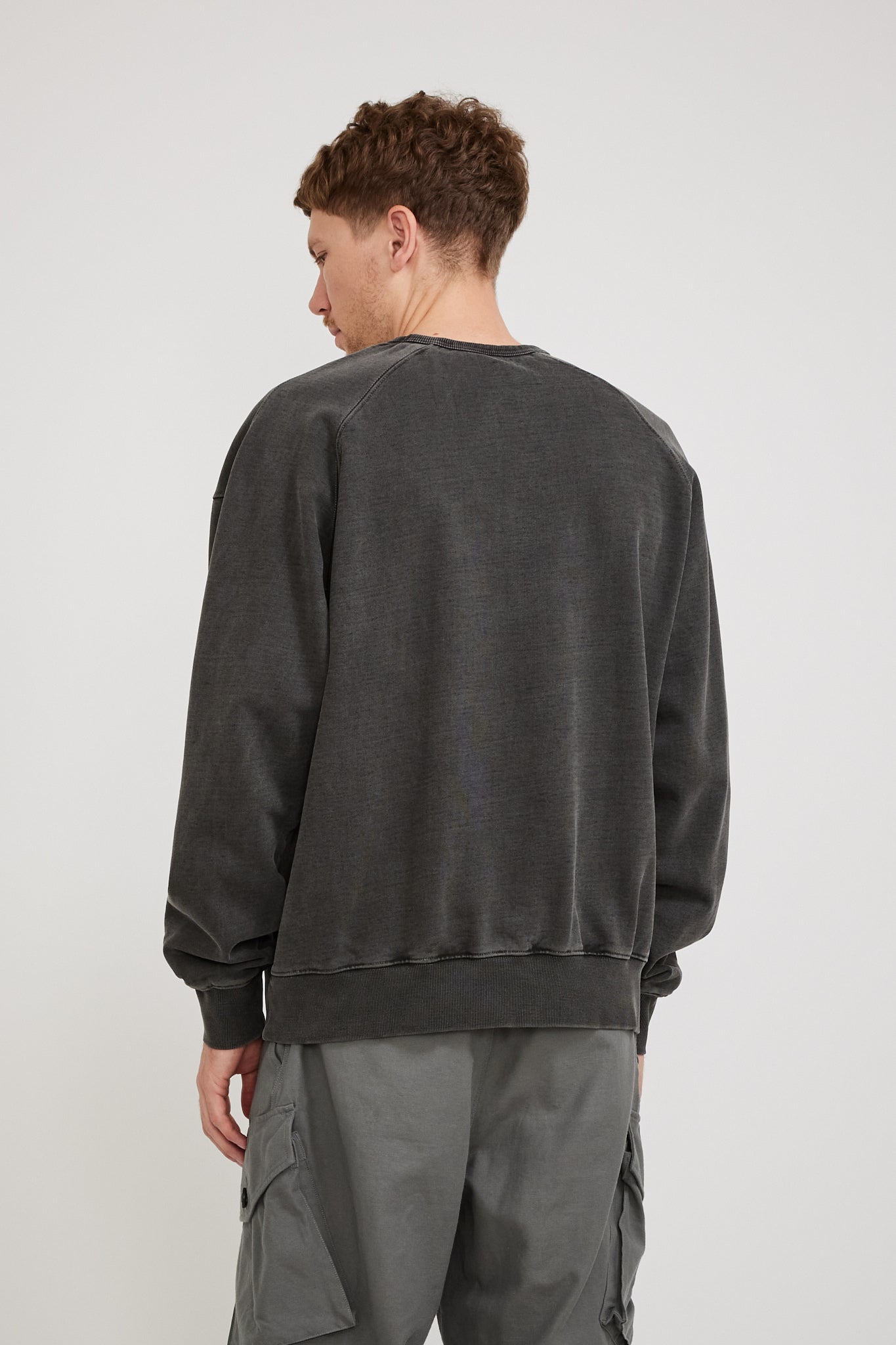 Frizmworks | OG Pigment Dyeing Sweatshirt Charcoal | Maplestore