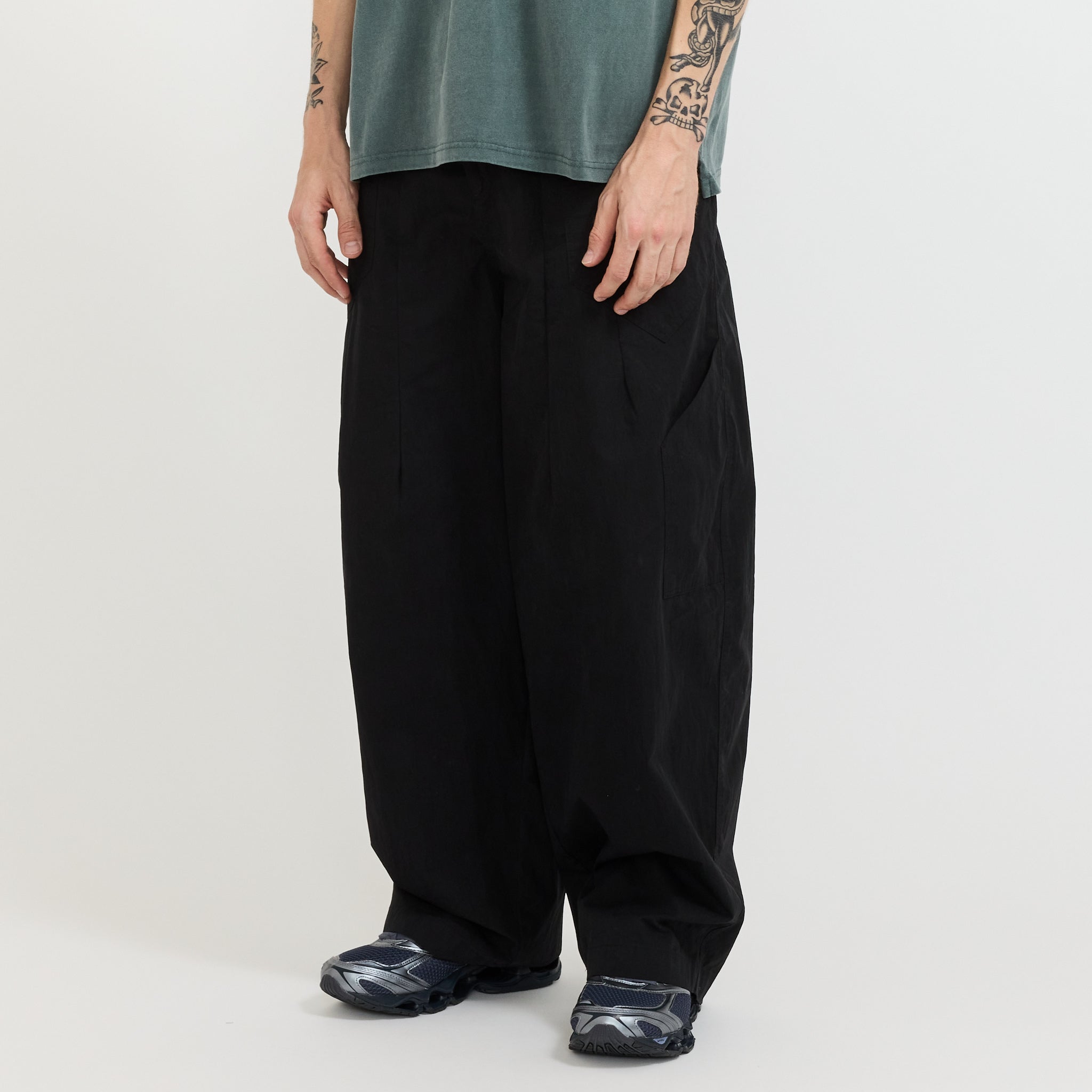 Fold Fatigue Wide Pants Black