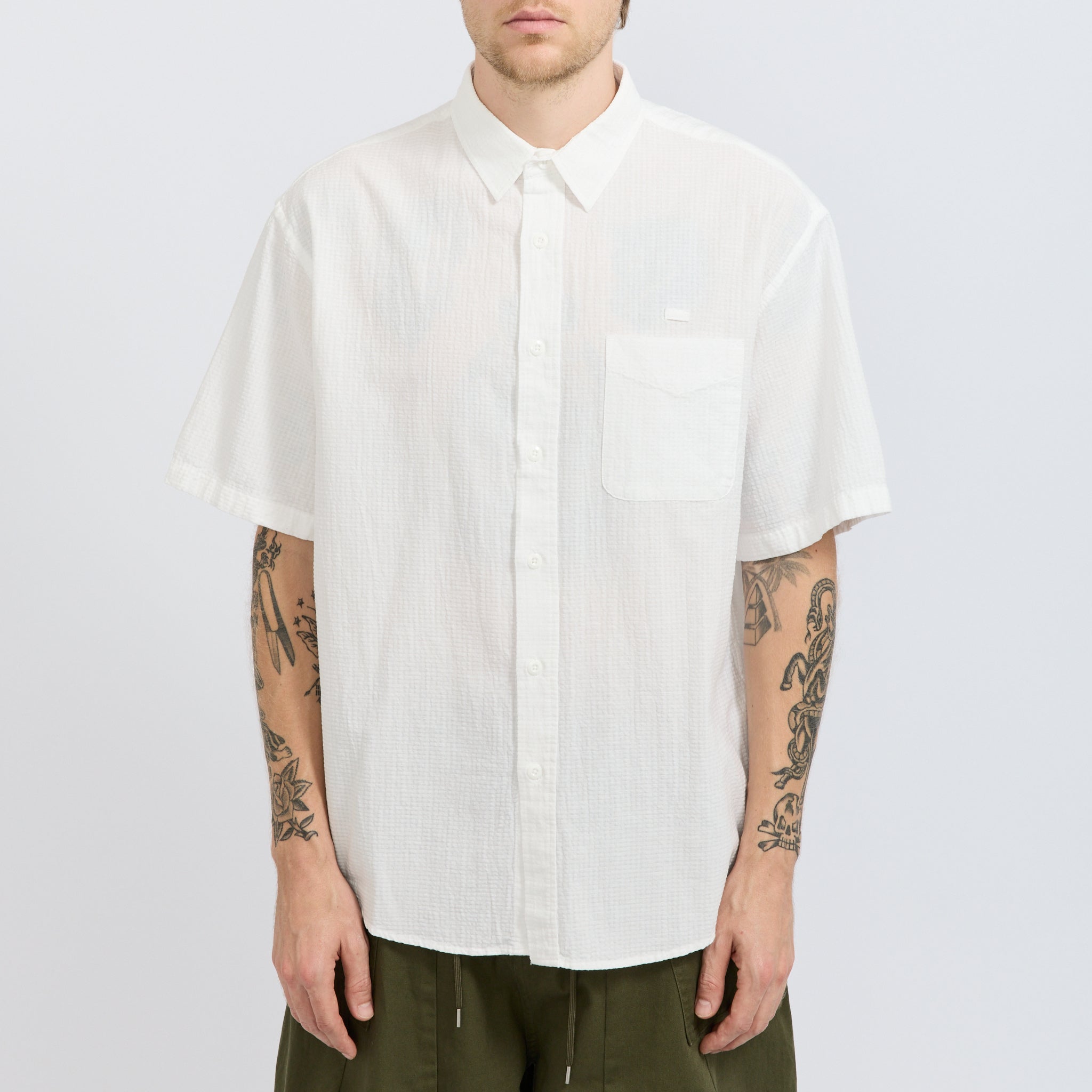 Frizmworks | OG Dobby Weave Seersucker Half Shirt White | Maplestore