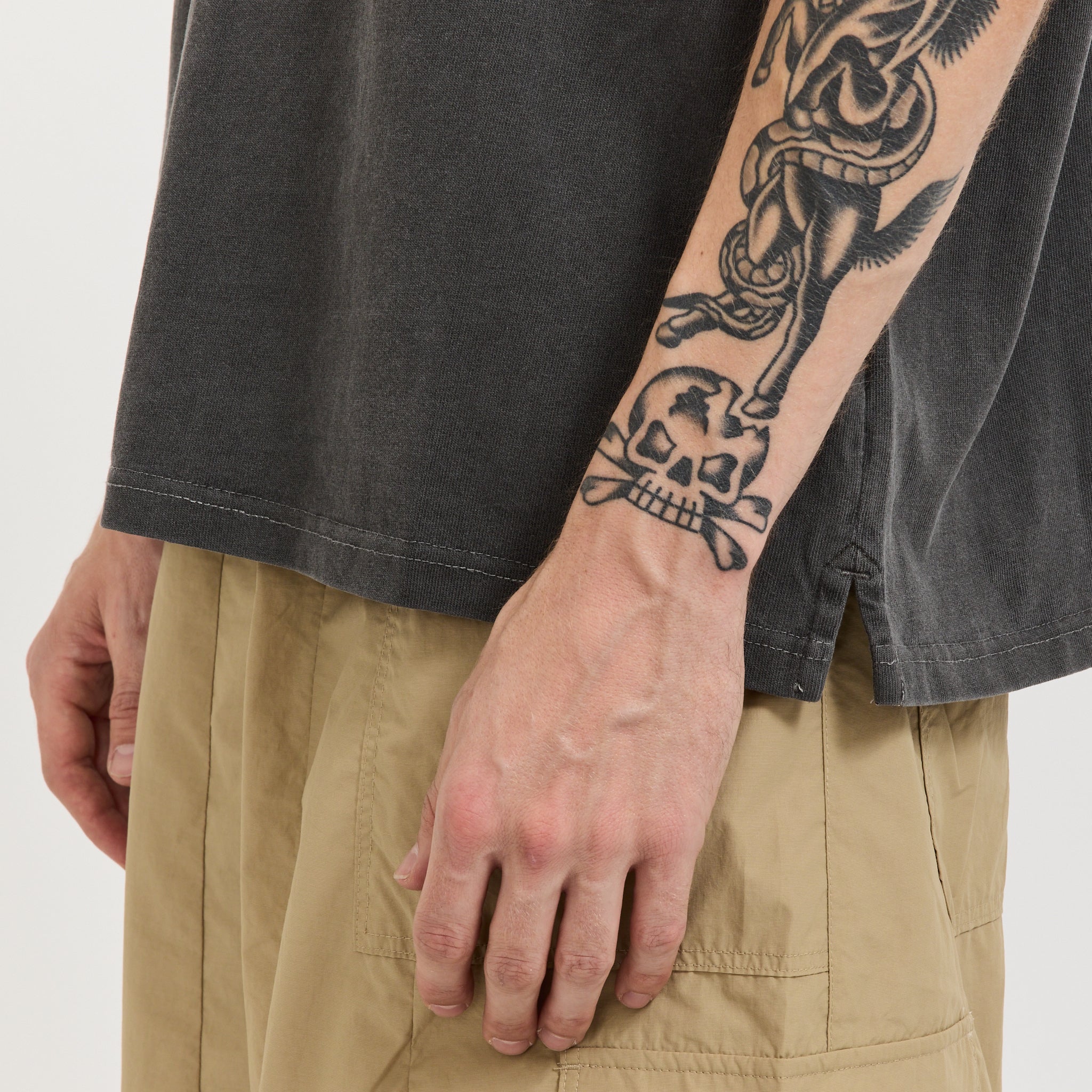 Frizmworks | OG Pigment Dyeing Half Tee Charcoal | Maplestore