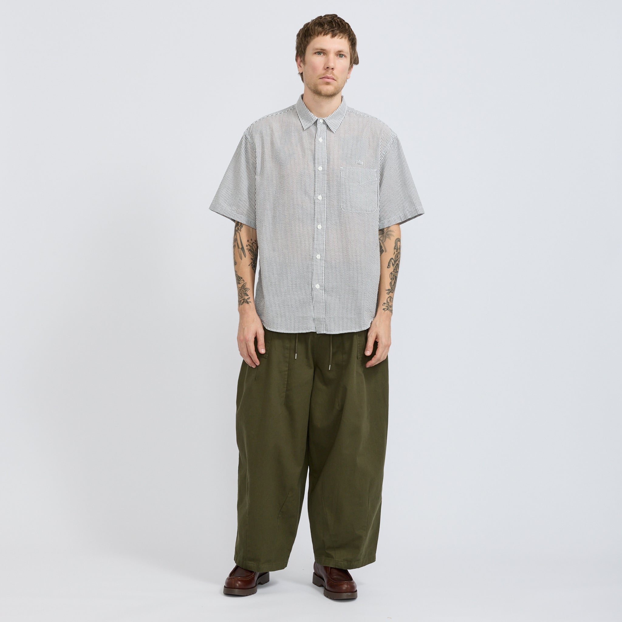 Frizmworks | OG Stripe Seersucker Half Shirt Black | Maplestore
