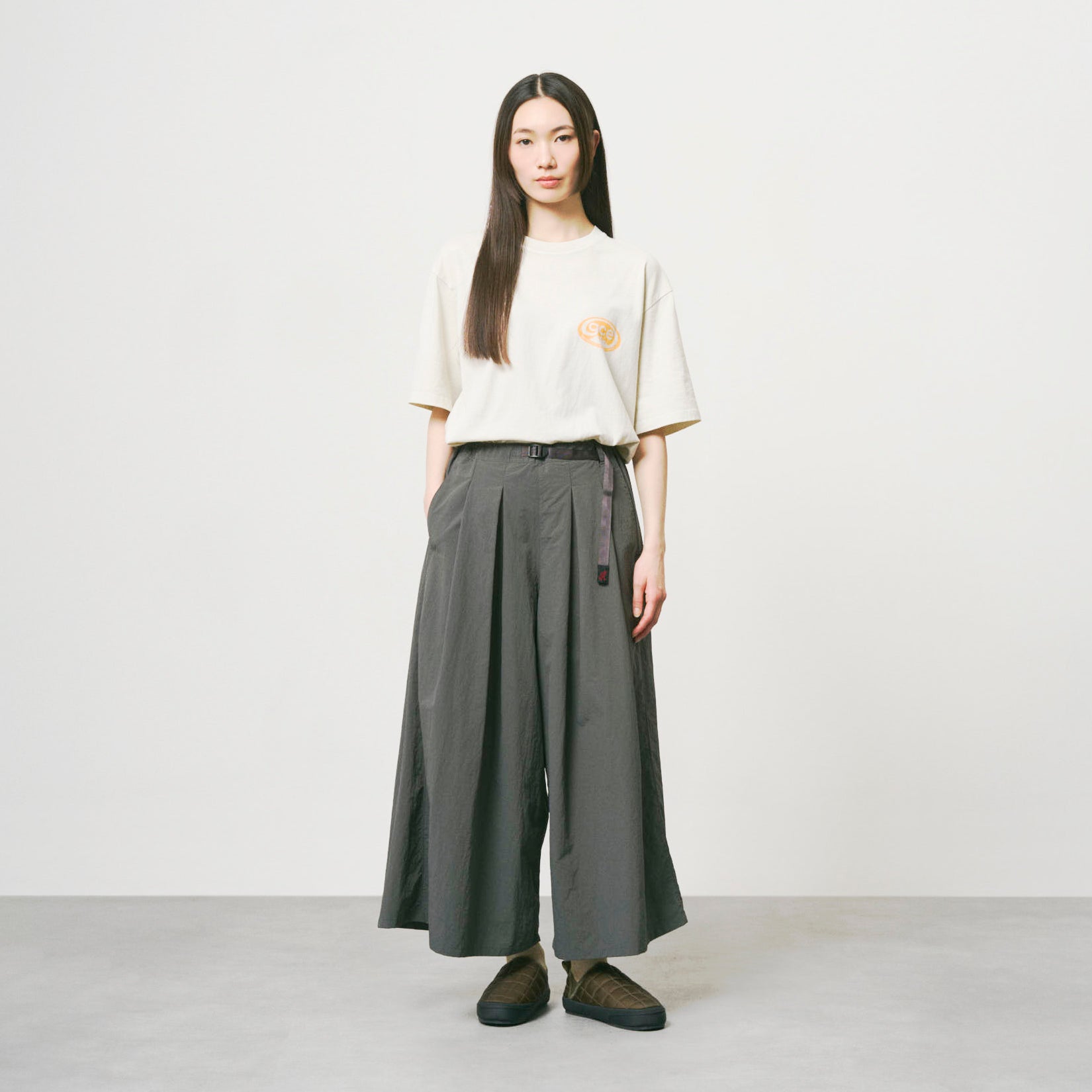 Nylon Flare Pant Carbon