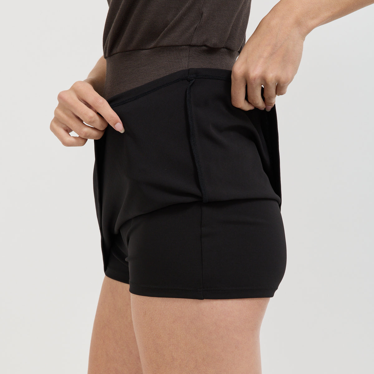 Aria Belted Skirt Black