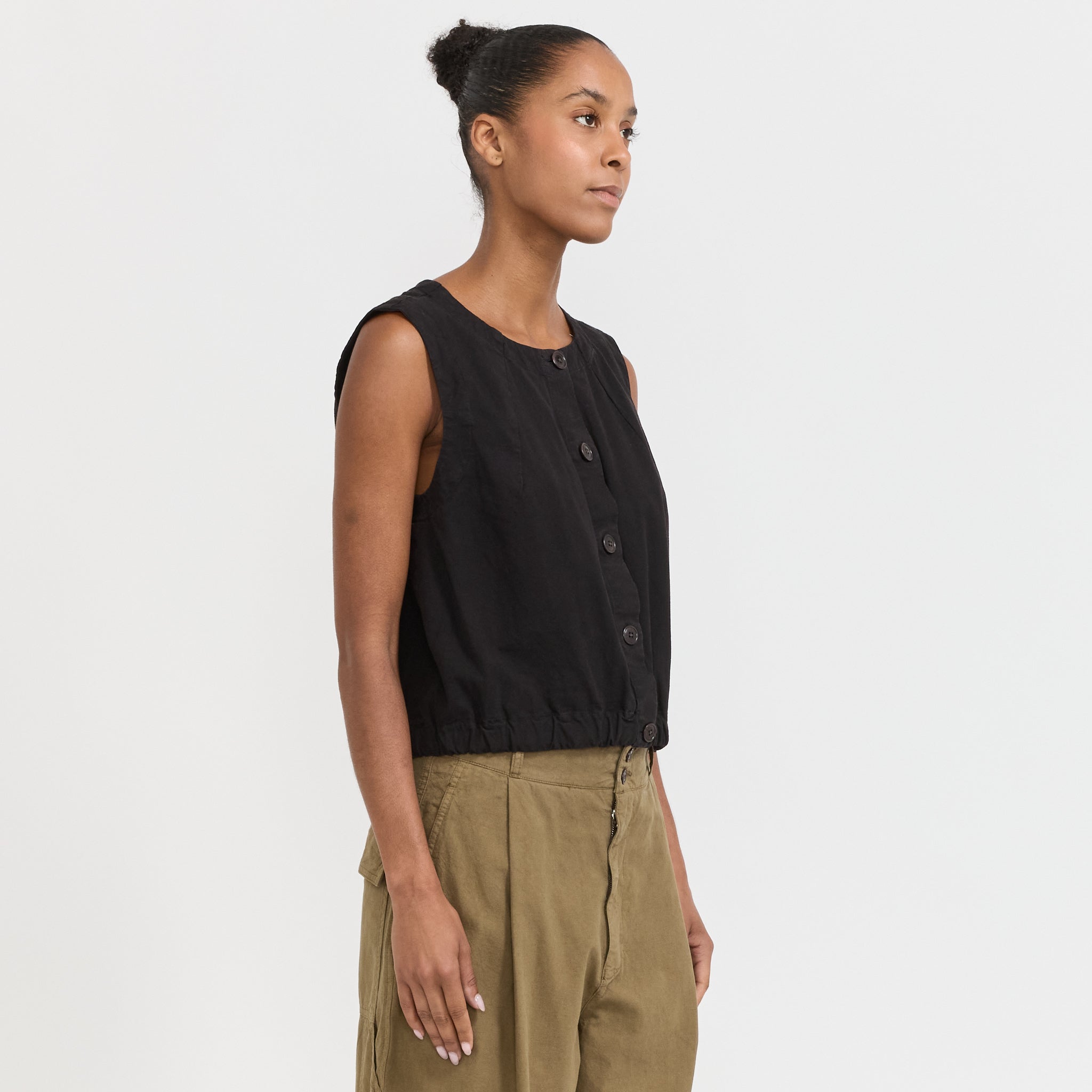 Girls of Dust | Veston Black | Maplestore