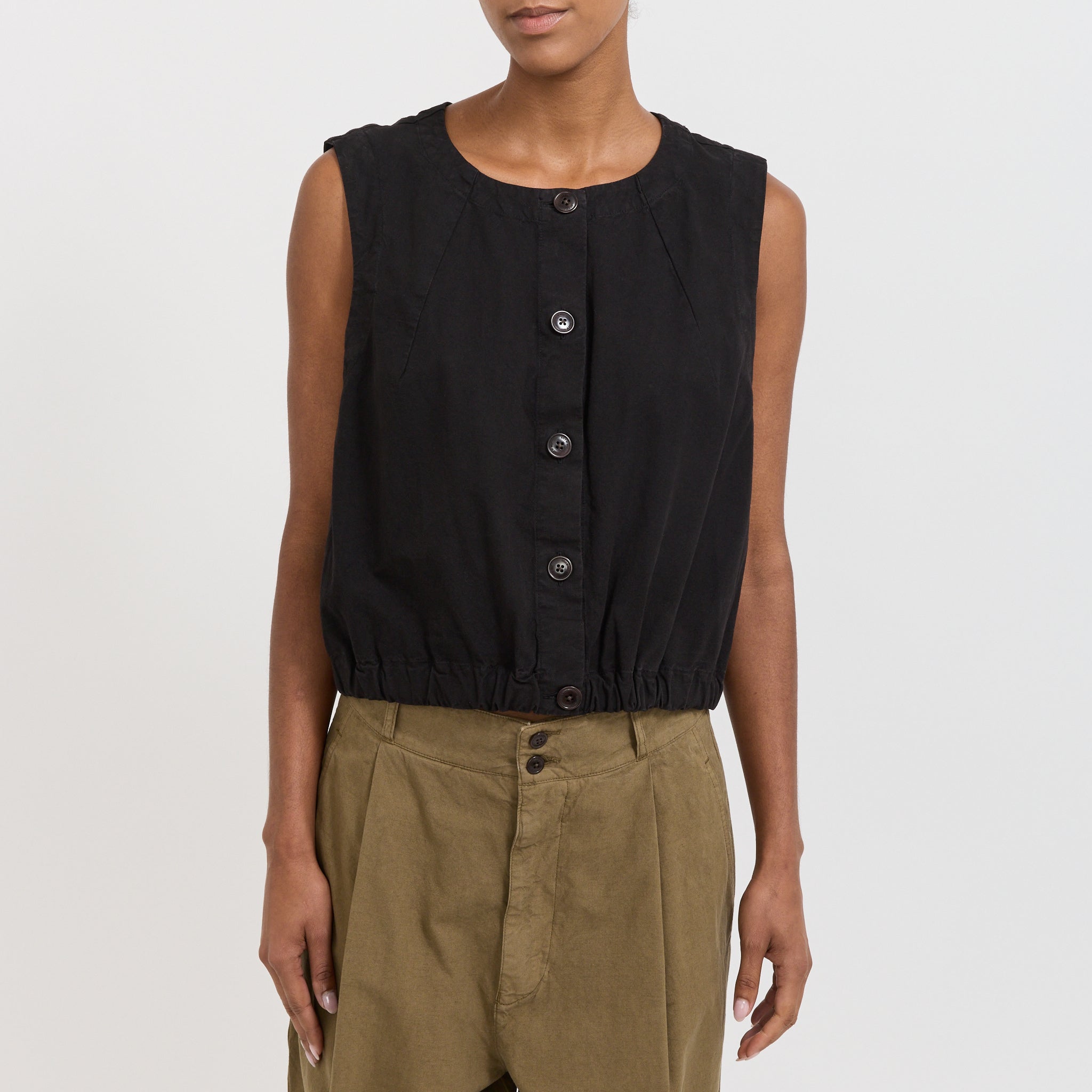 Girls of Dust | Veston Black | Maplestore