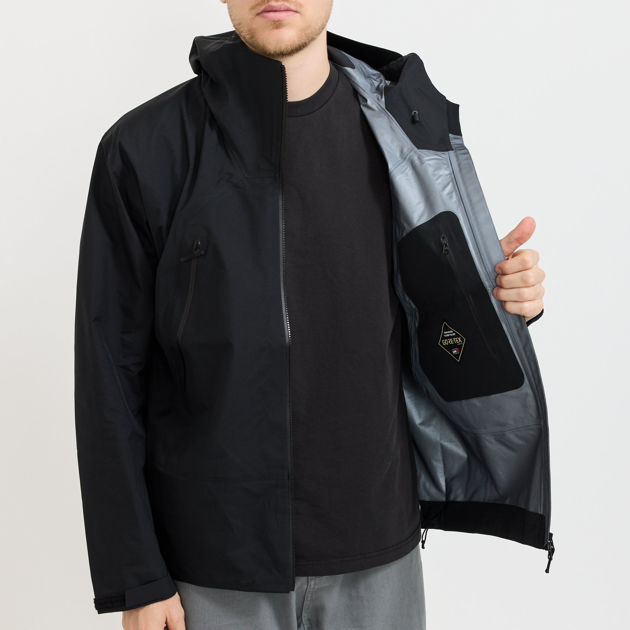 Goldwin GORE-TEX 3L Jacket Black | Maplestore
