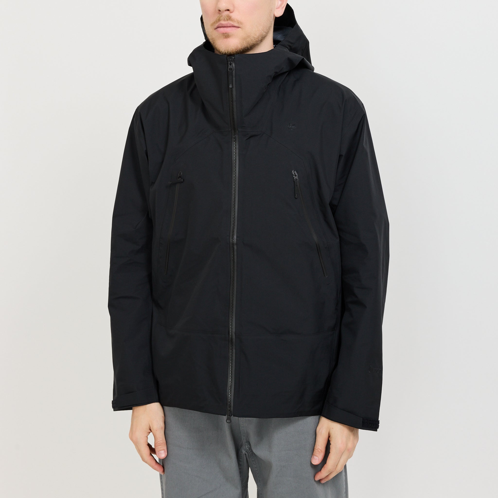 Goldwin GORE-TEX 3L Jacket Black | Maplestore