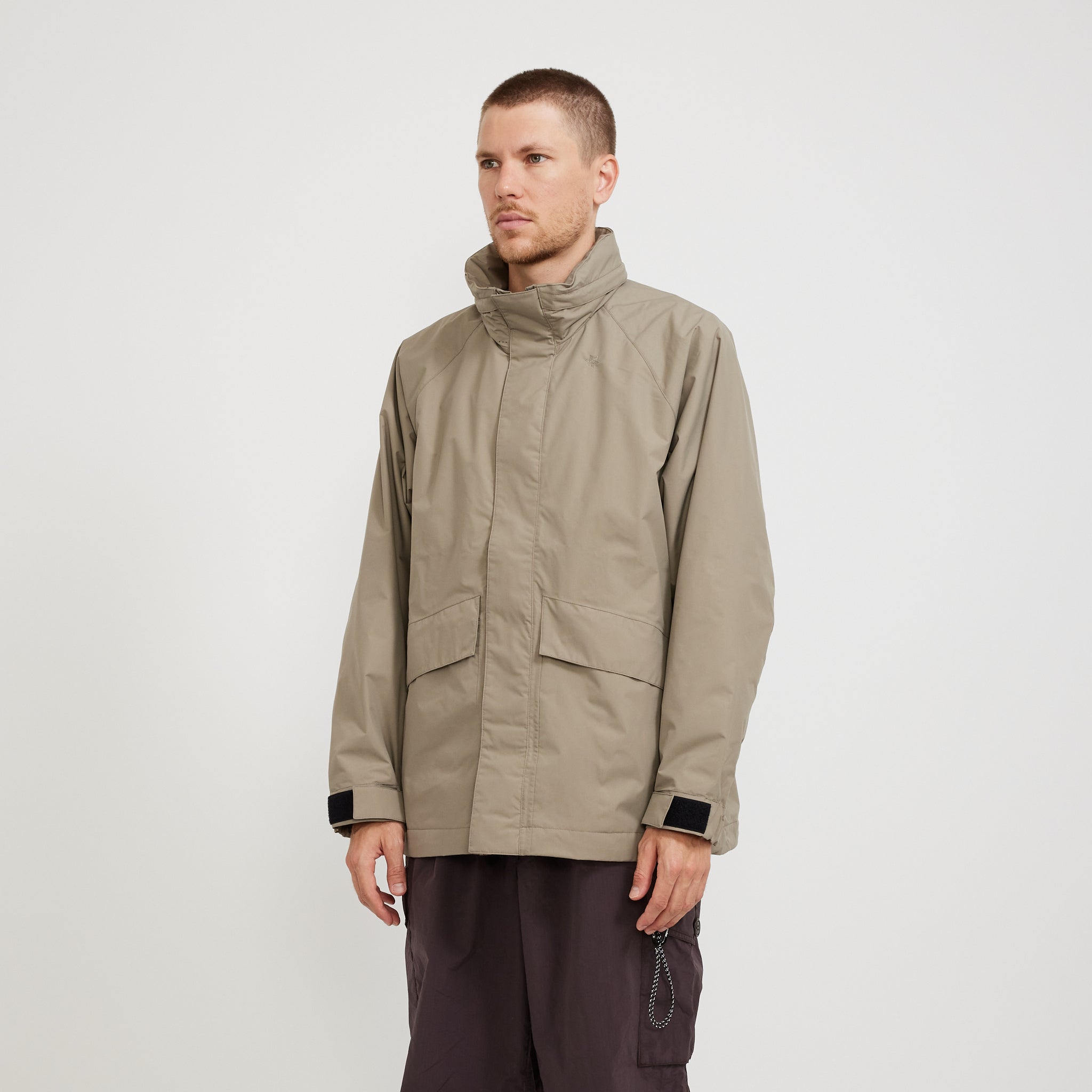 Goldwin PERTEX SHIELD Act Rover Jacket Grayish Sand | Maplestore