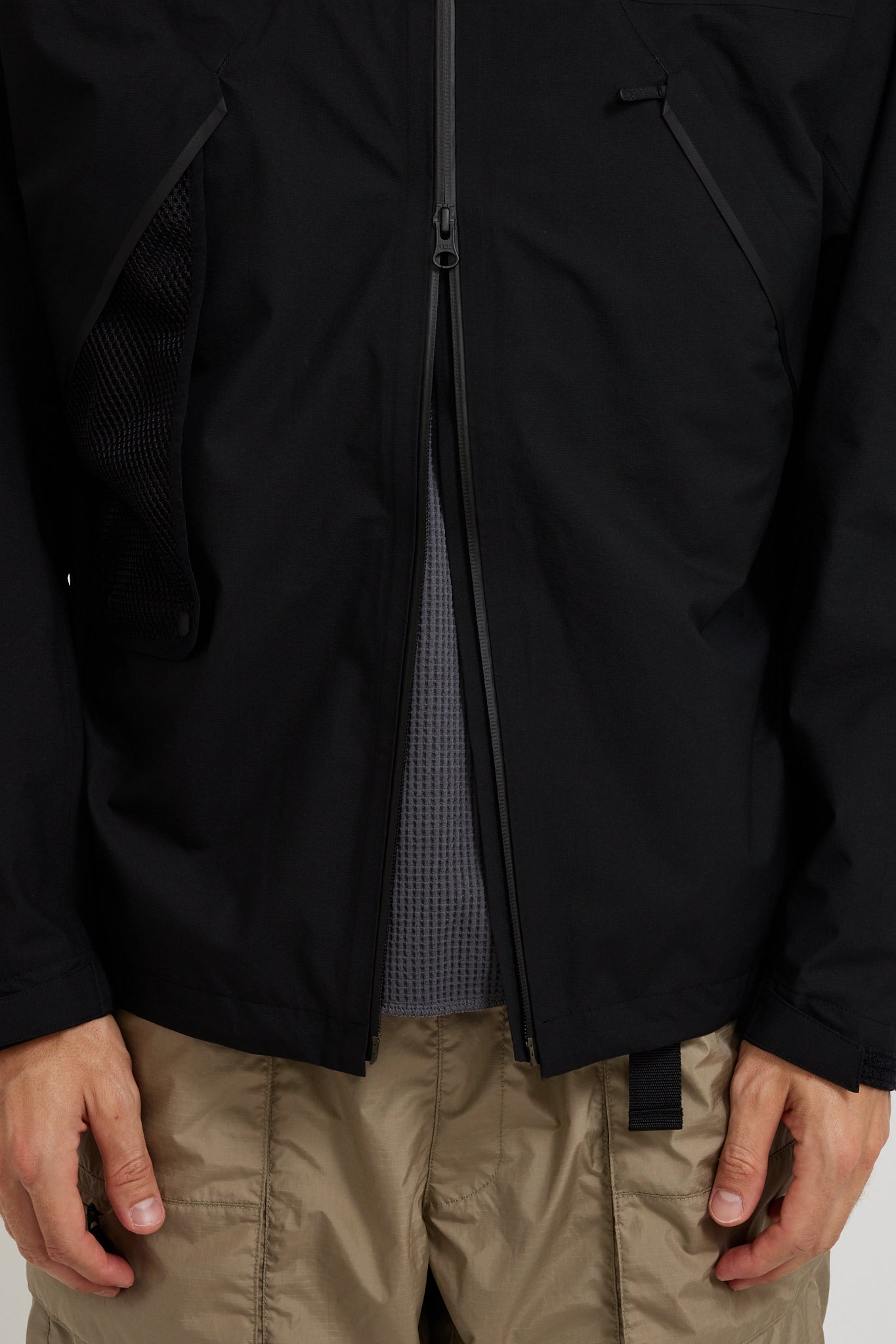 Goldwin | PERTEX SHIELDAIR Mountaineering Jacket Black | Maplestore