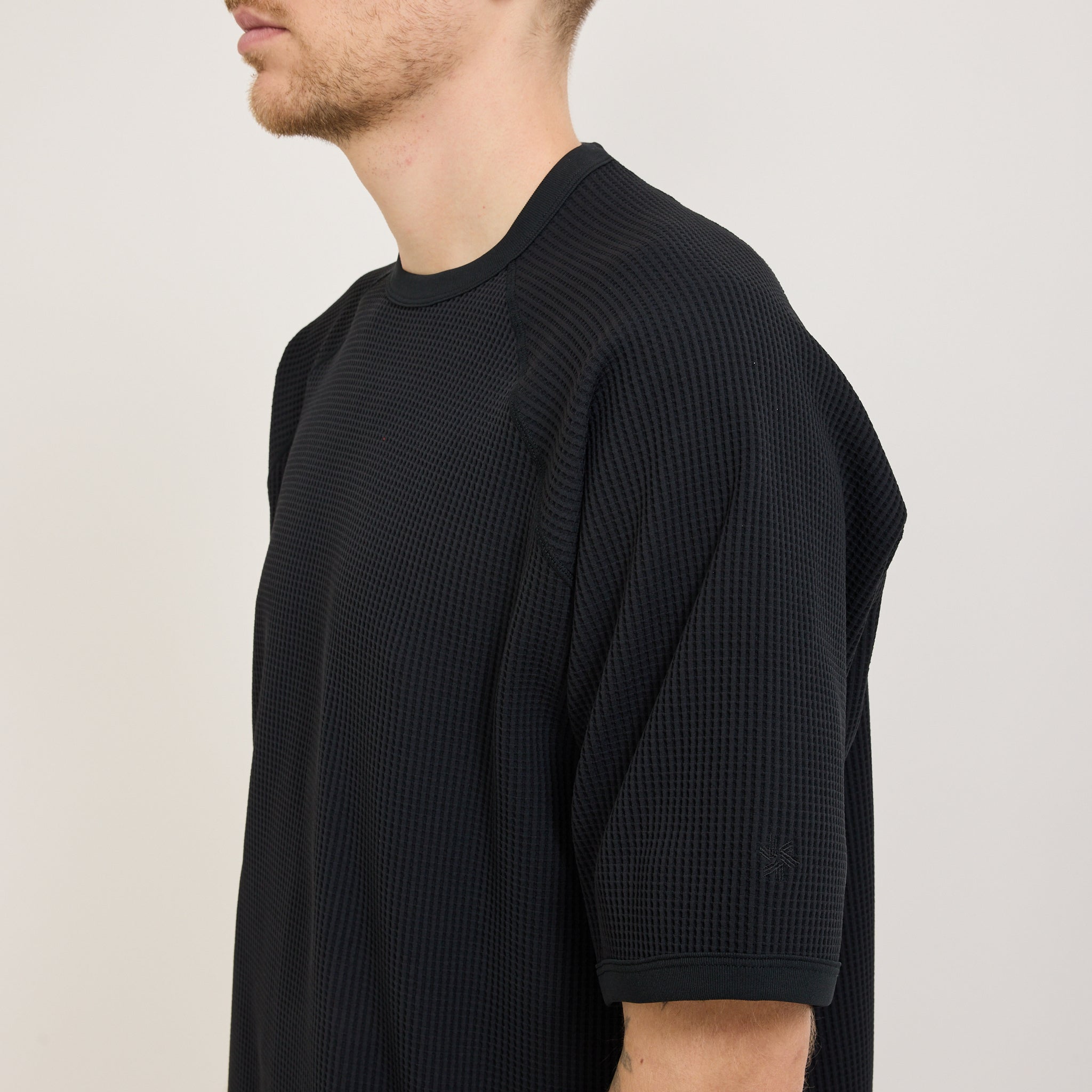 Goldwin | WF Light S/S T-Shirt Black | Maplestore