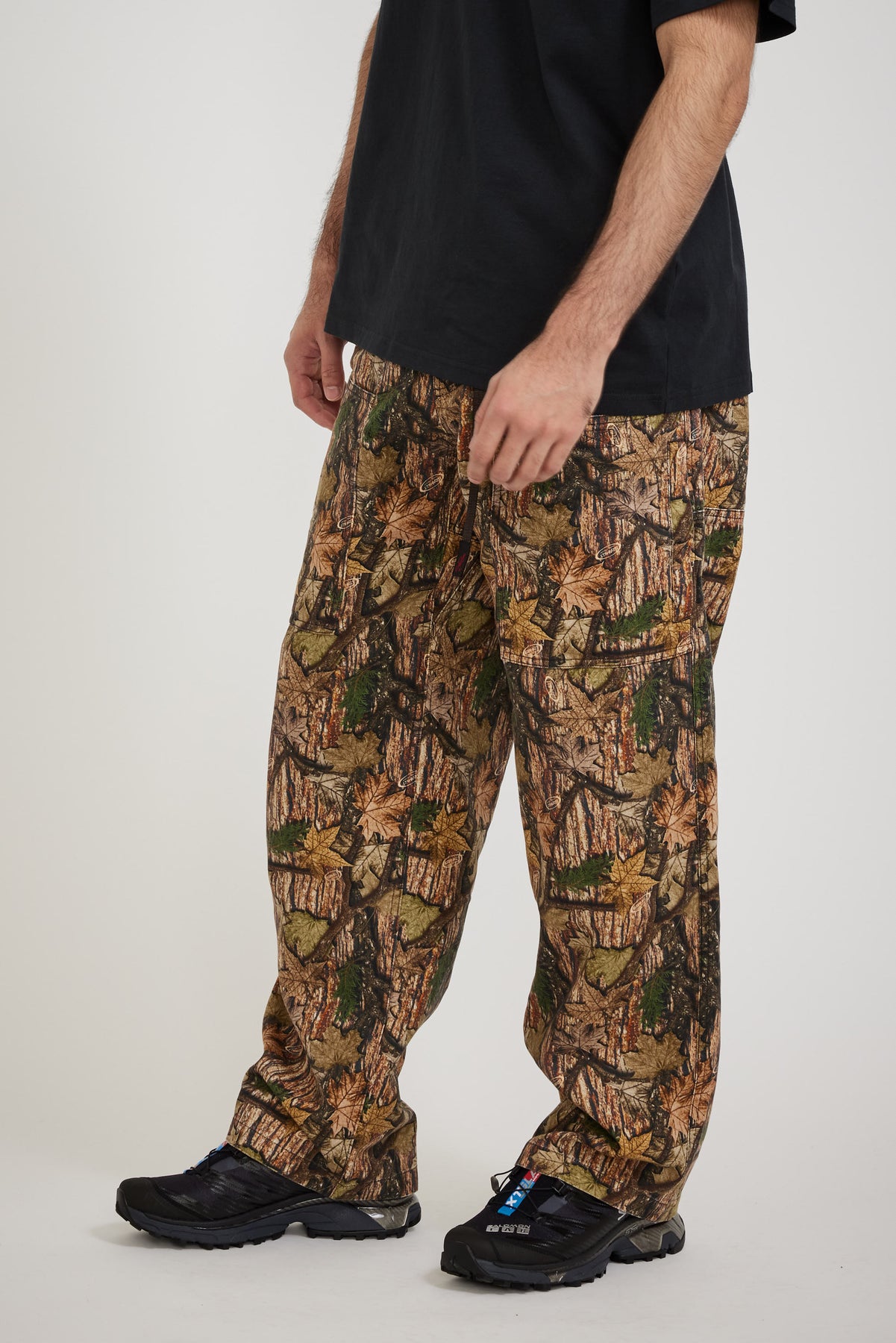 Gramicci Canvas Equipment Pant Leaf Camo | Maplestore