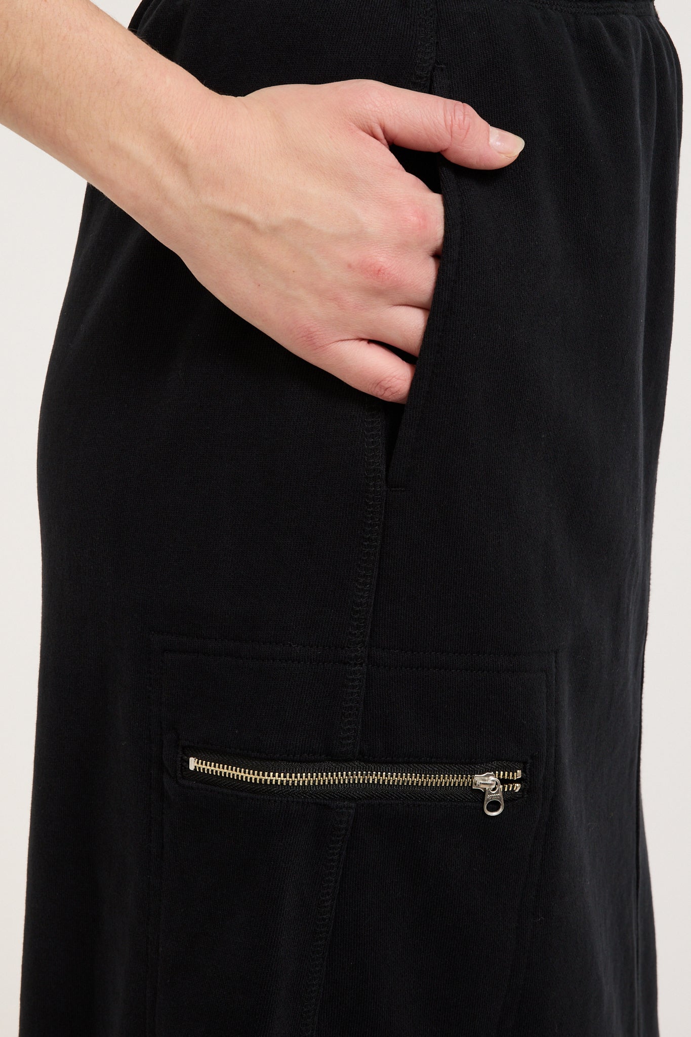 Gramicci | Classic Sweatskirt Black | Maplestore