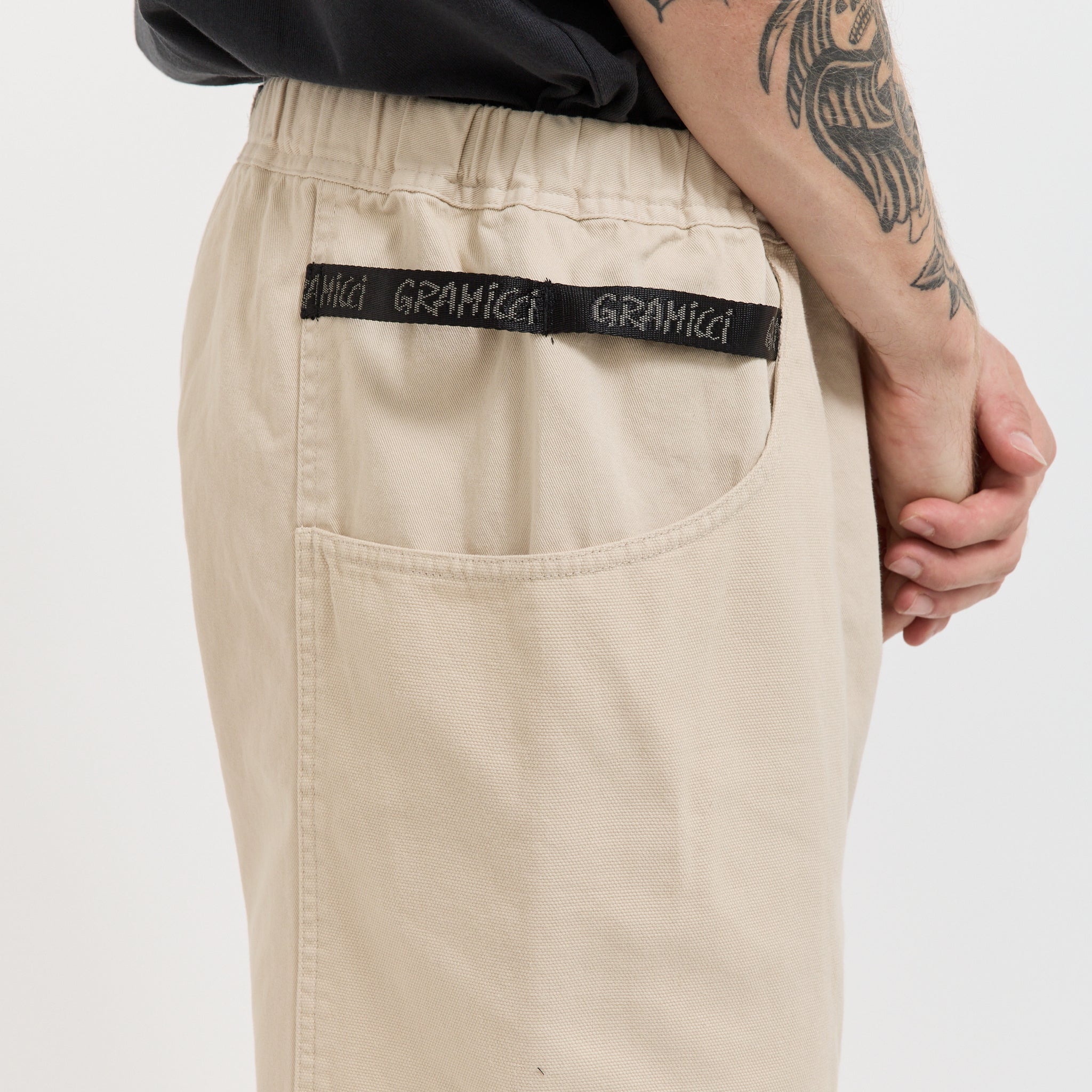 Gadget Short Sand Pigment