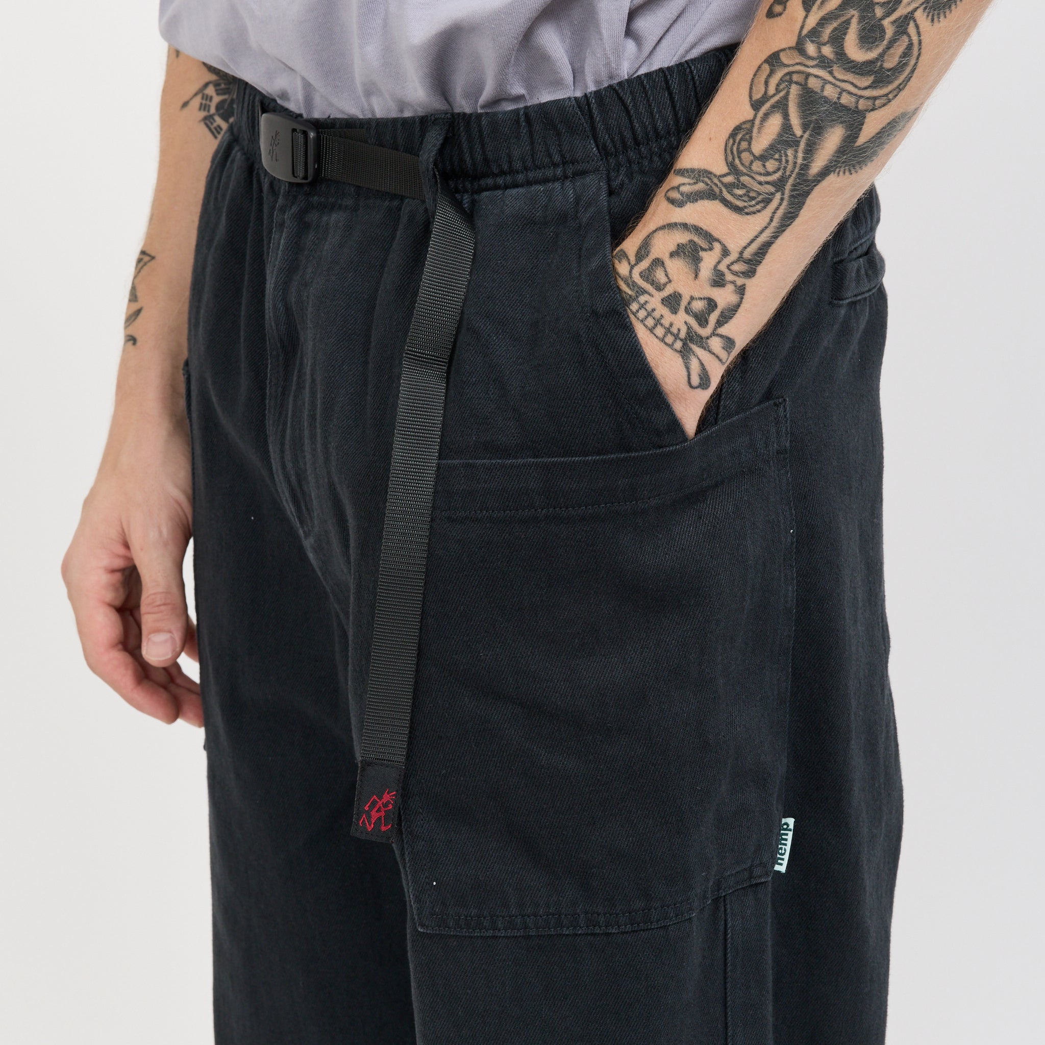 Gramicci | Hemp Relaxed Pant Carbon | Maplestore