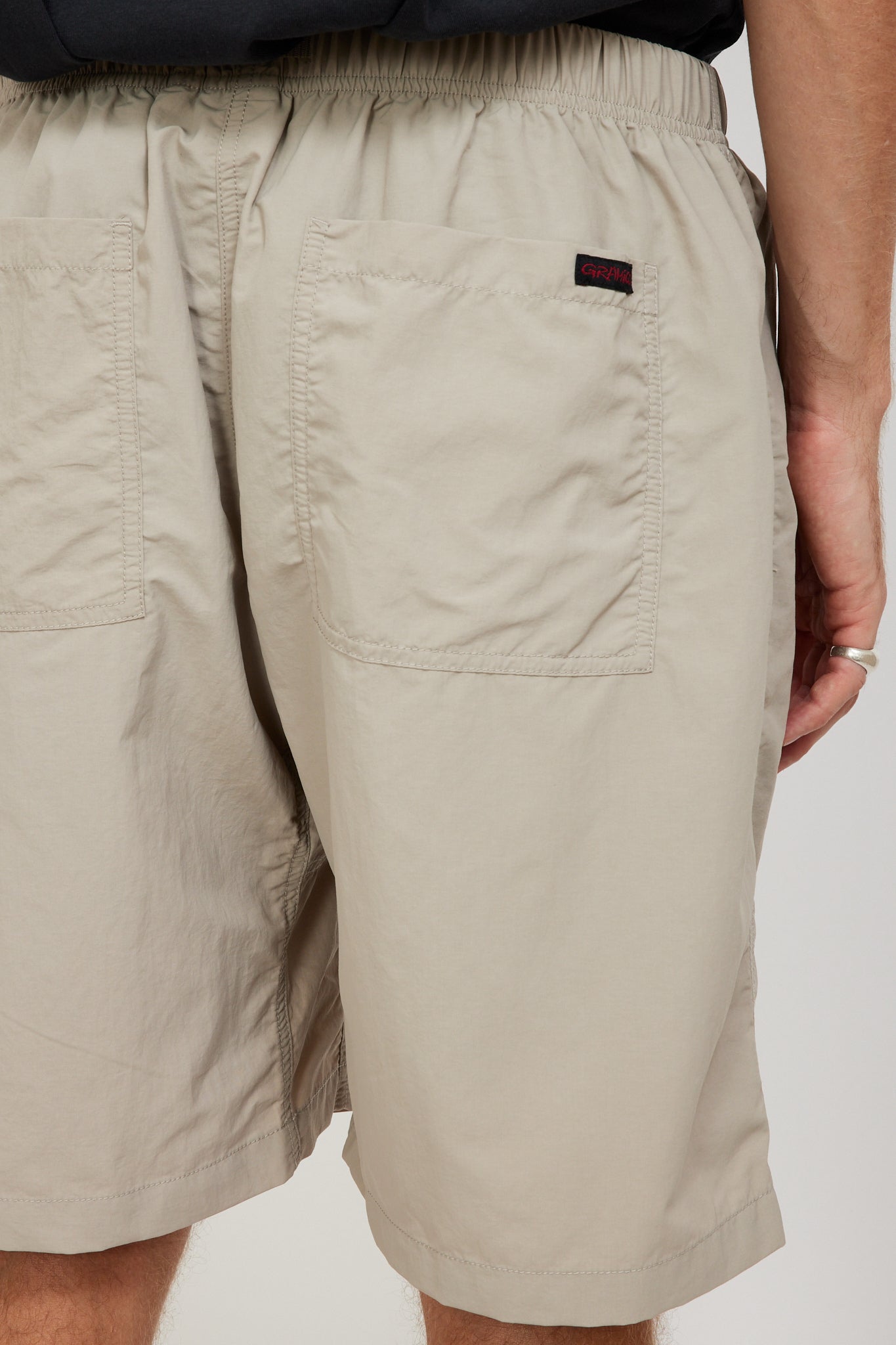 Gramicci | Nylon Loose Short Sand | Maplestore