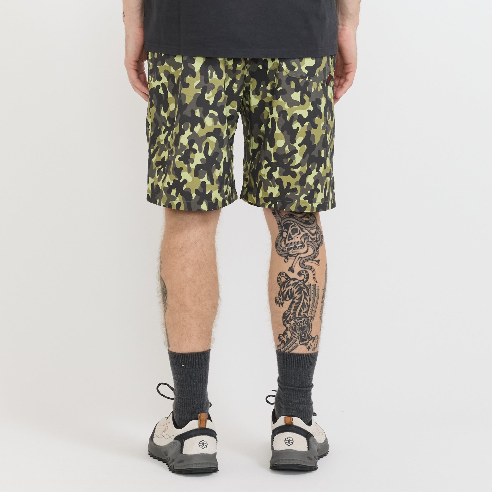 Gramicci | Nylon Reef Short Olive Camo | Maplestore