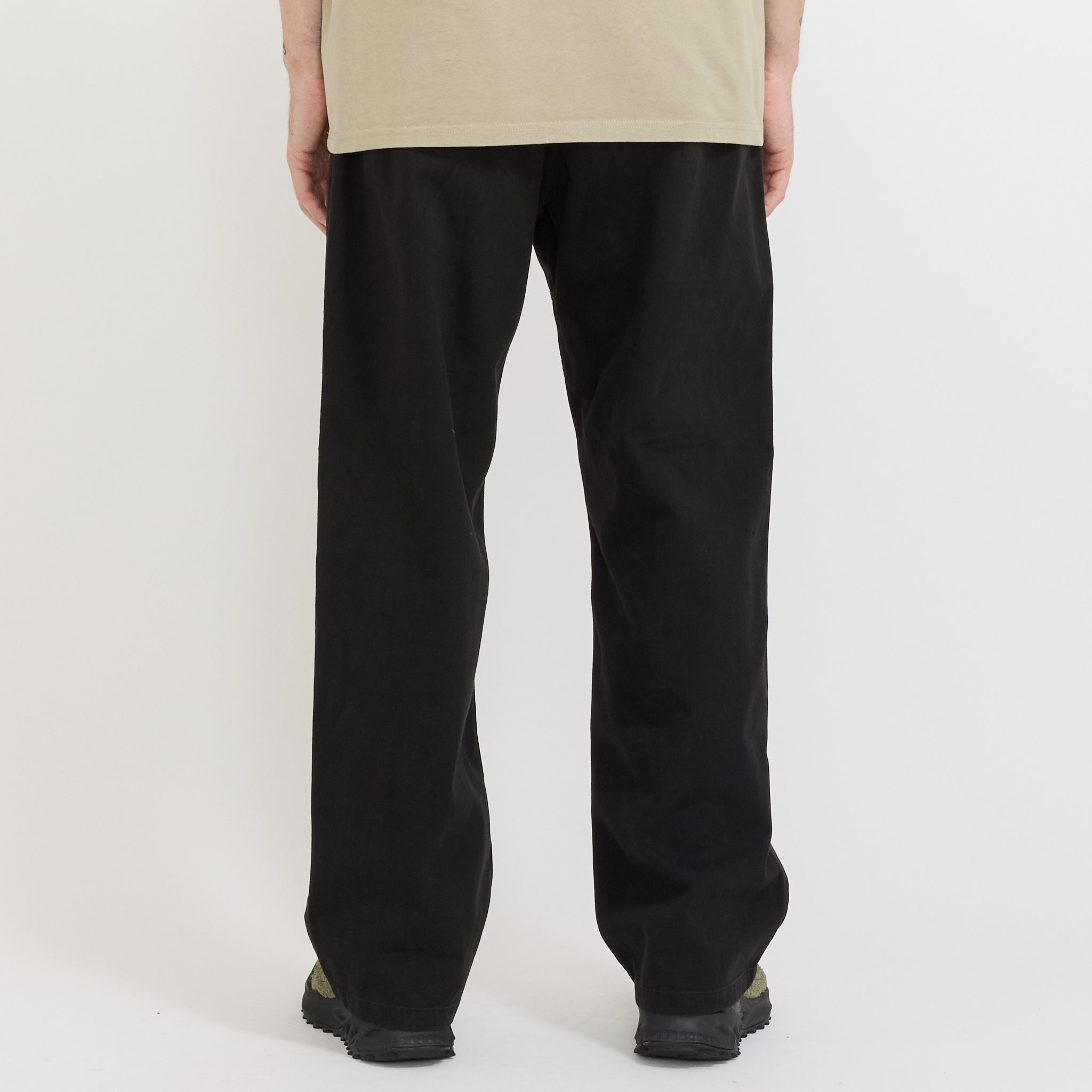 Gramicci Pant Straight Fit Black | Maplestore